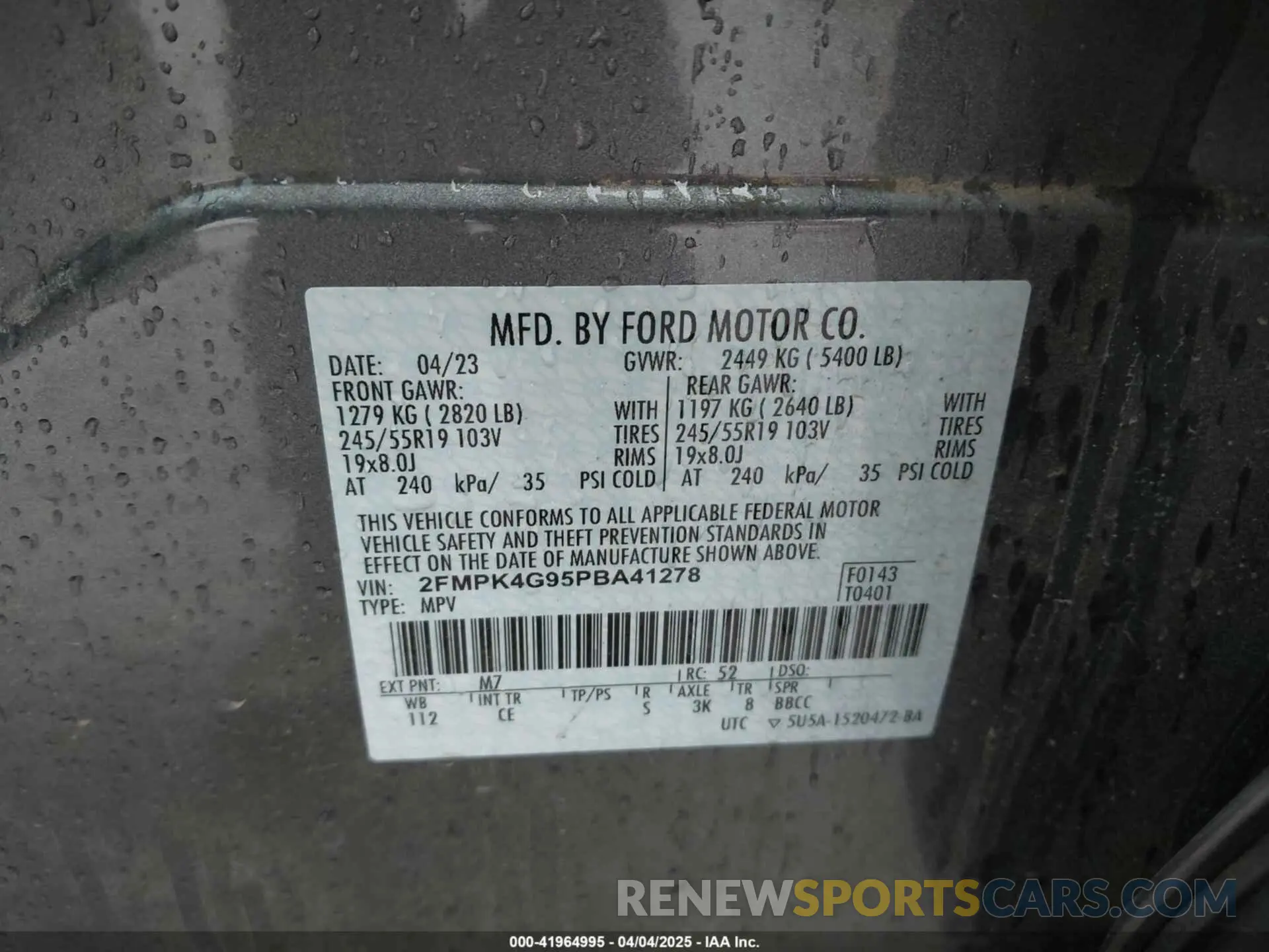 9 Photograph of a damaged car 2FMPK4G95PBA41278 FORD EDGE 2023