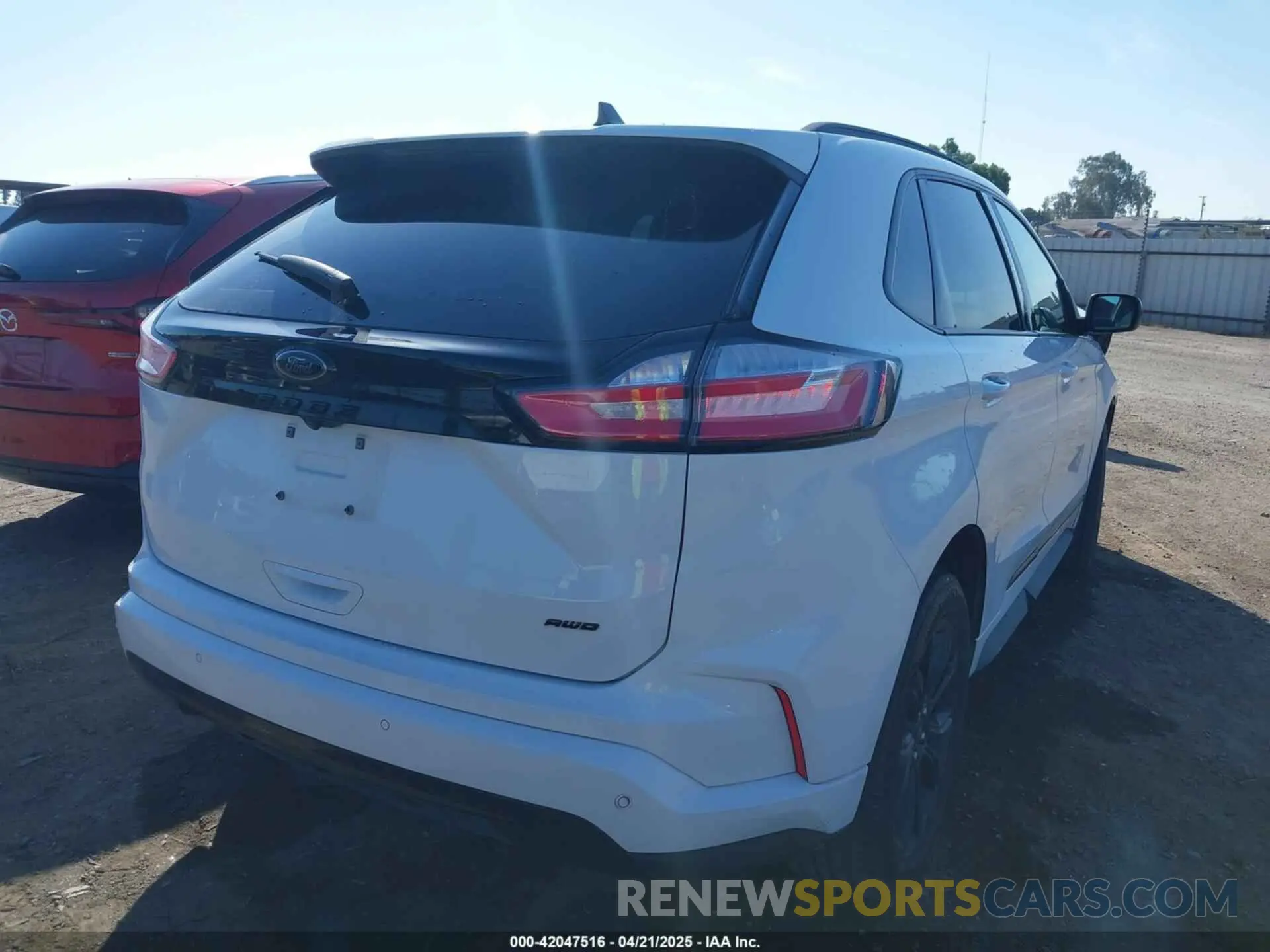4 Photograph of a damaged car 2FMPK4G9XPBA08325 FORD EDGE 2023