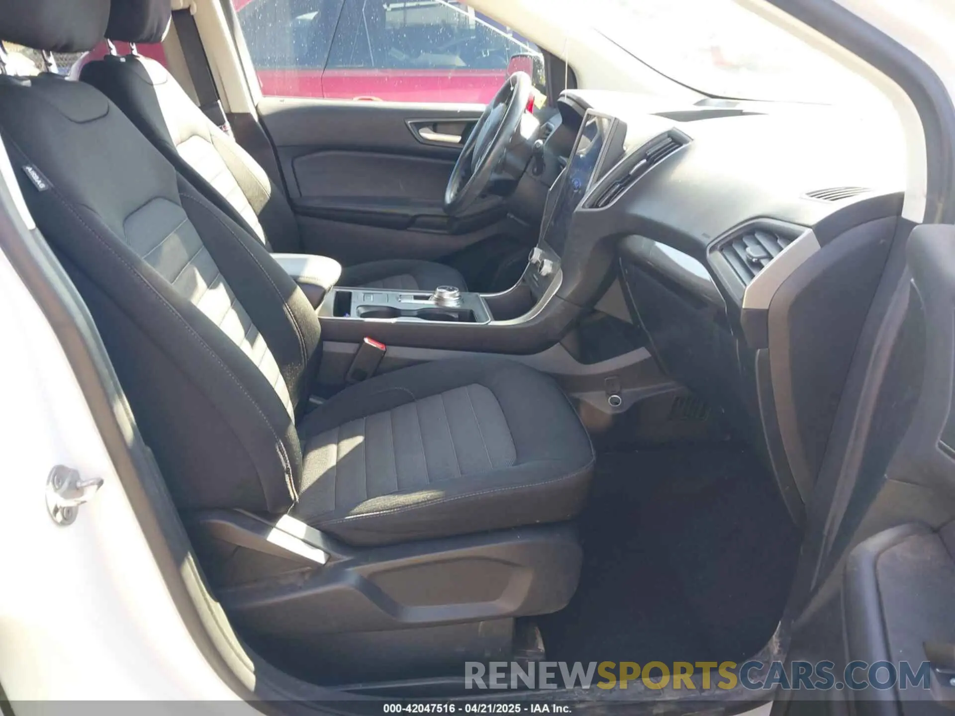 5 Photograph of a damaged car 2FMPK4G9XPBA08325 FORD EDGE 2023