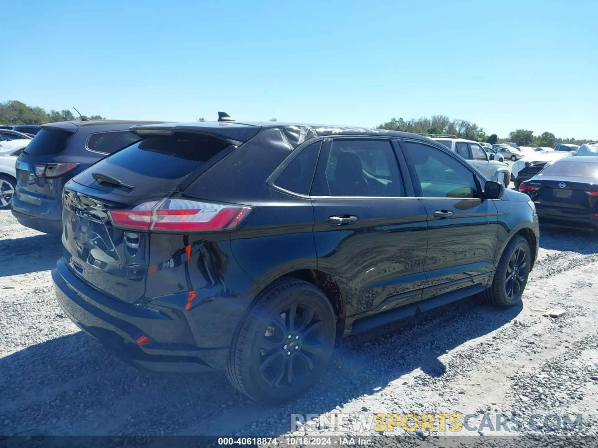 4 Photograph of a damaged car 2FMPK4G9XPBA53166 FORD EDGE 2023