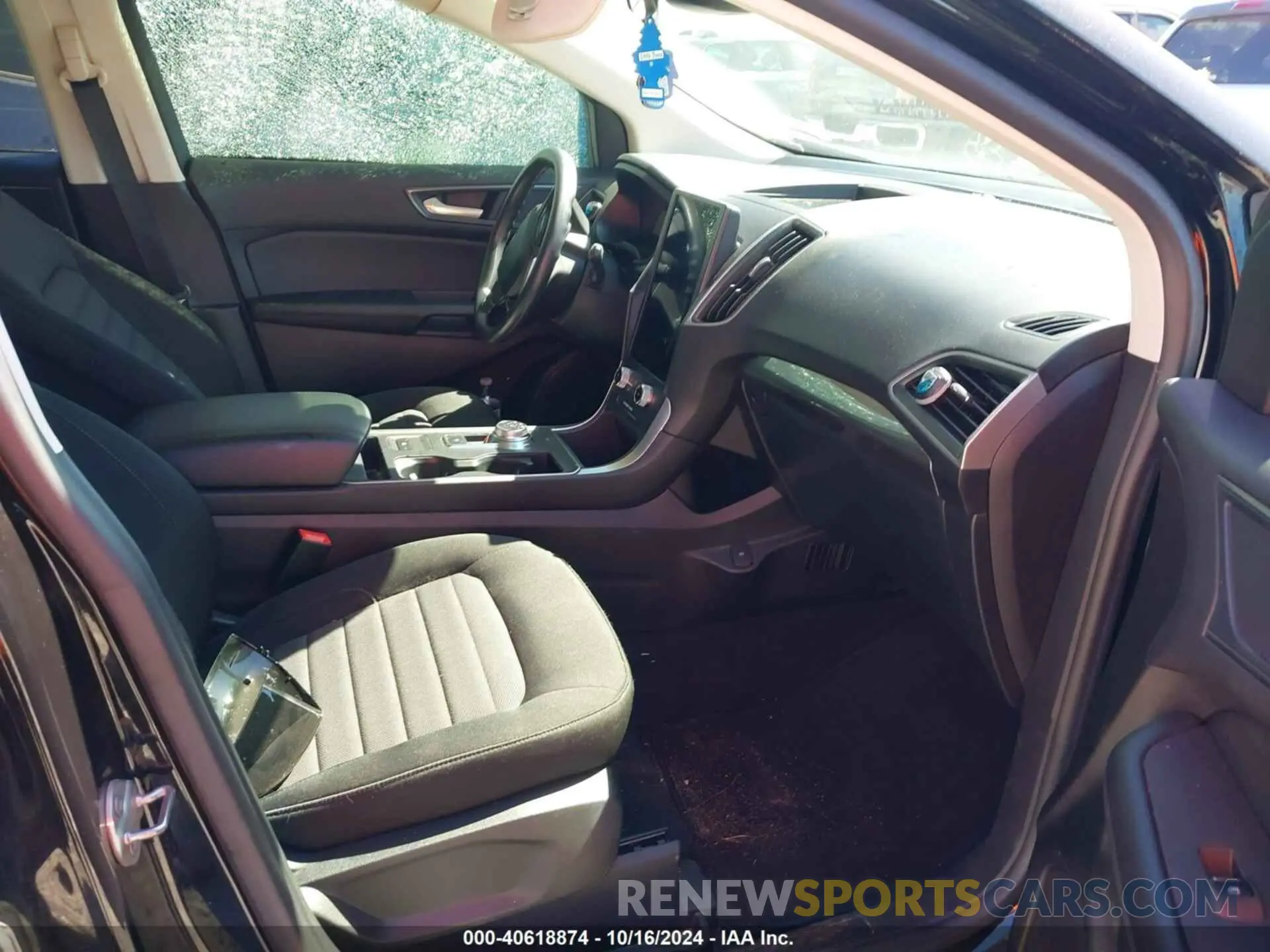 5 Photograph of a damaged car 2FMPK4G9XPBA53166 FORD EDGE 2023