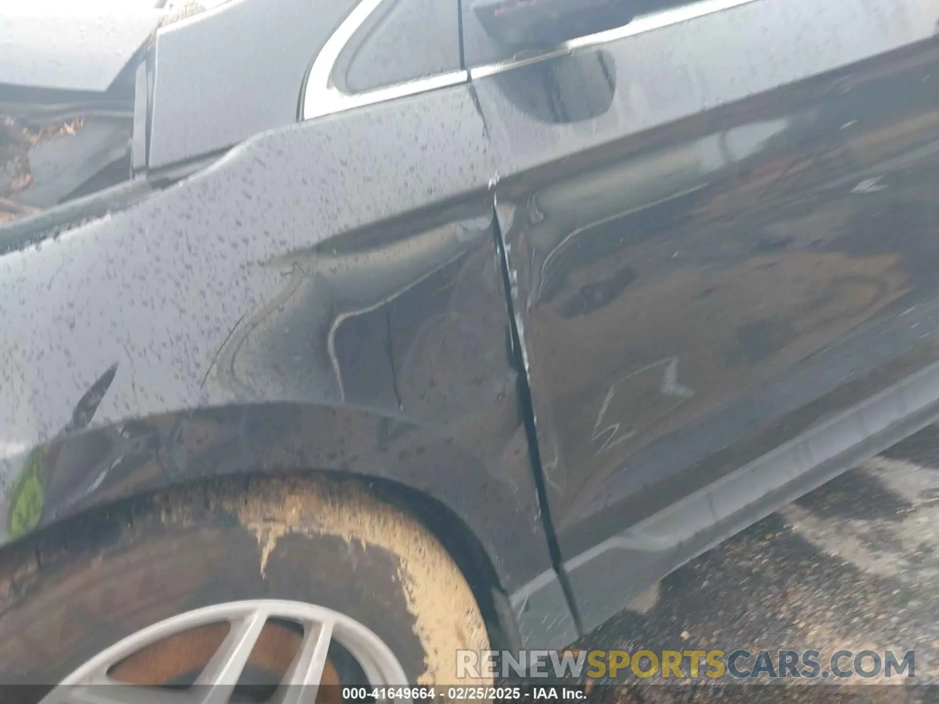 18 Photograph of a damaged car 2FMPK4J90PBA02641 FORD EDGE 2023