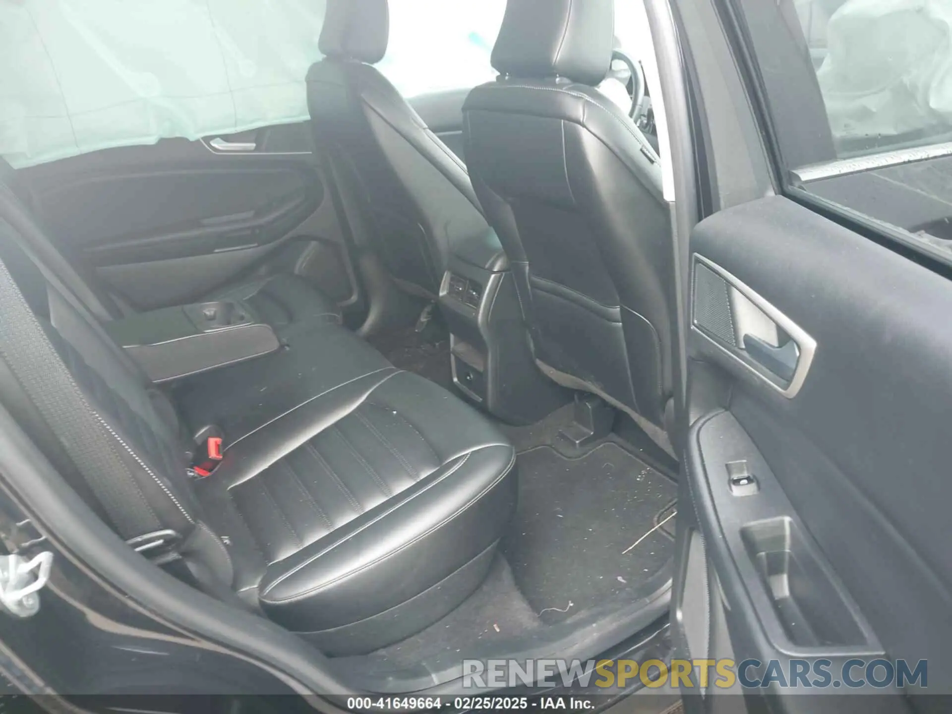 8 Photograph of a damaged car 2FMPK4J90PBA02641 FORD EDGE 2023