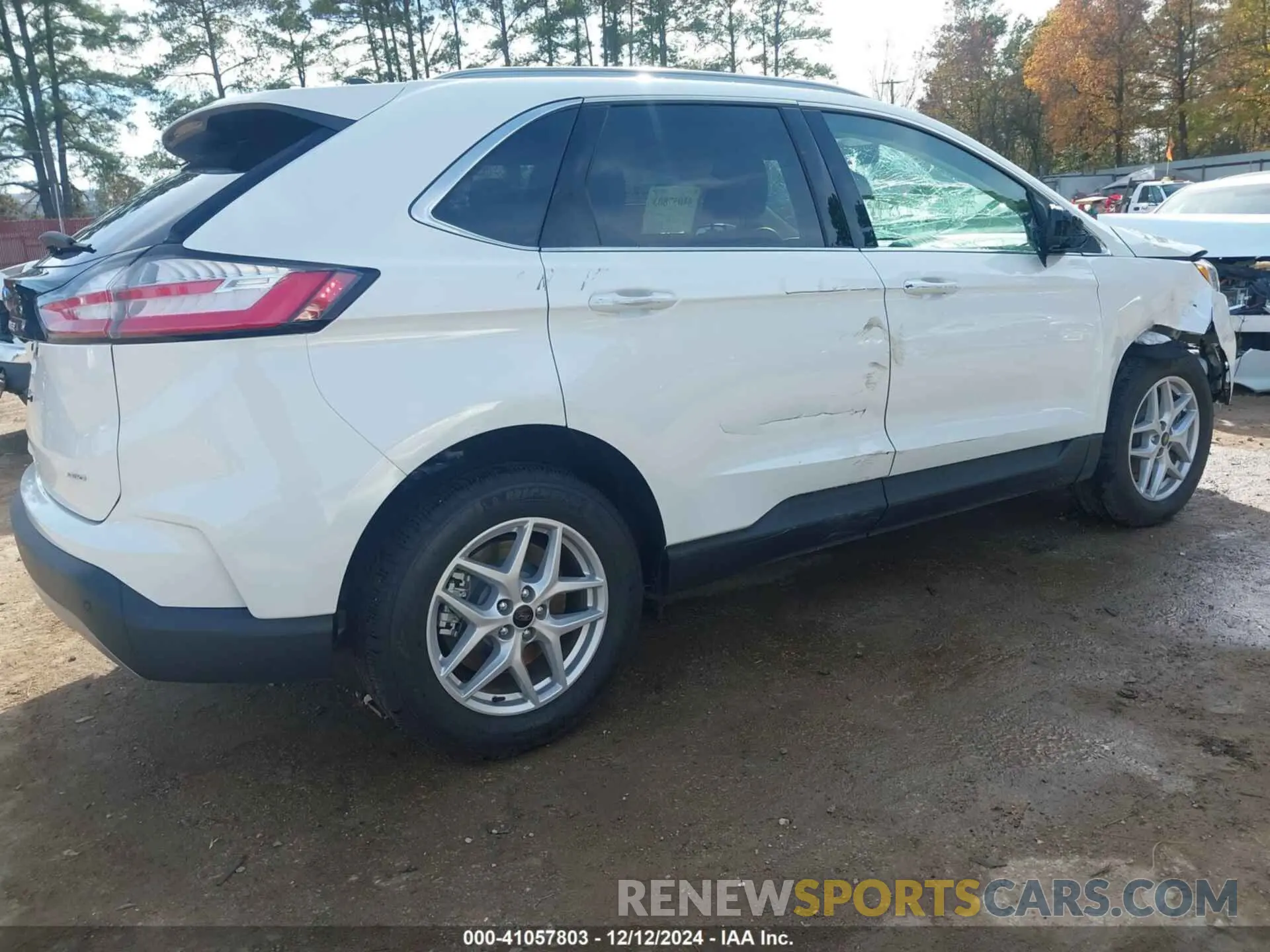 4 Photograph of a damaged car 2FMPK4J91PBA12367 FORD EDGE 2023