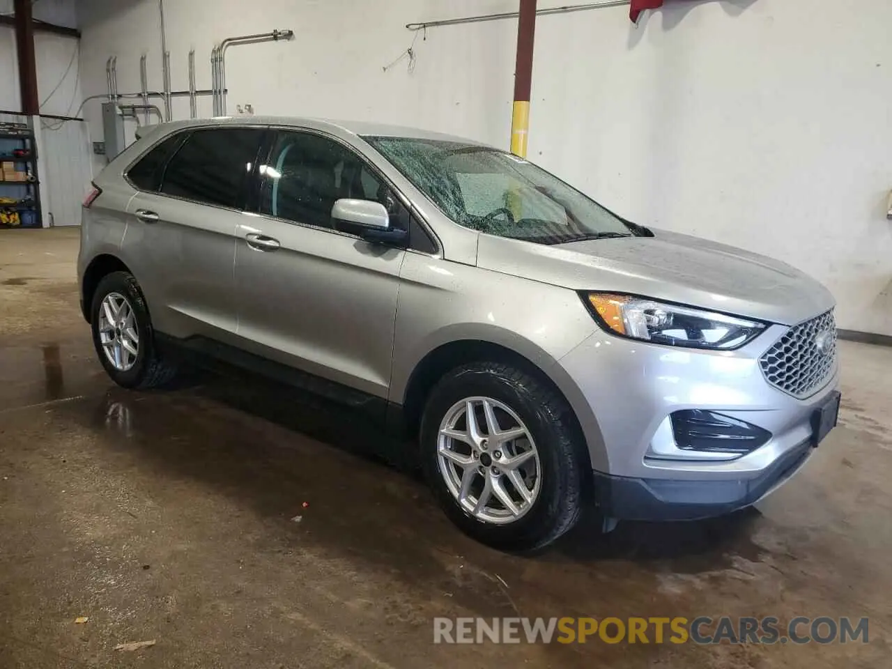 4 Photograph of a damaged car 2FMPK4J91PBA39147 FORD EDGE 2023