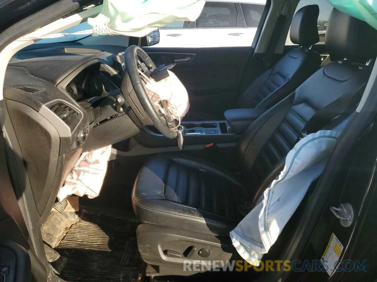 7 Photograph of a damaged car 2FMPK4J91PBA43053 FORD EDGE 2023