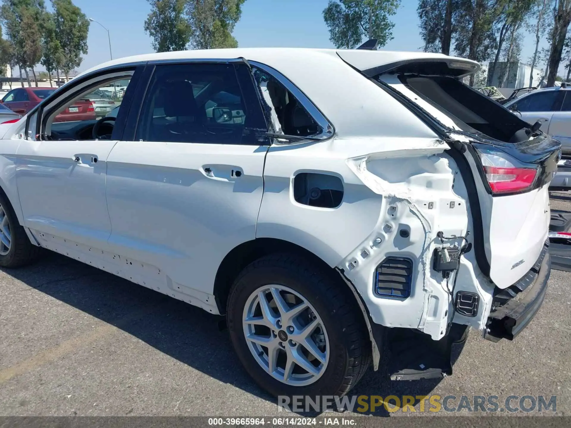 6 Photograph of a damaged car 2FMPK4J93PBA09292 FORD EDGE 2023
