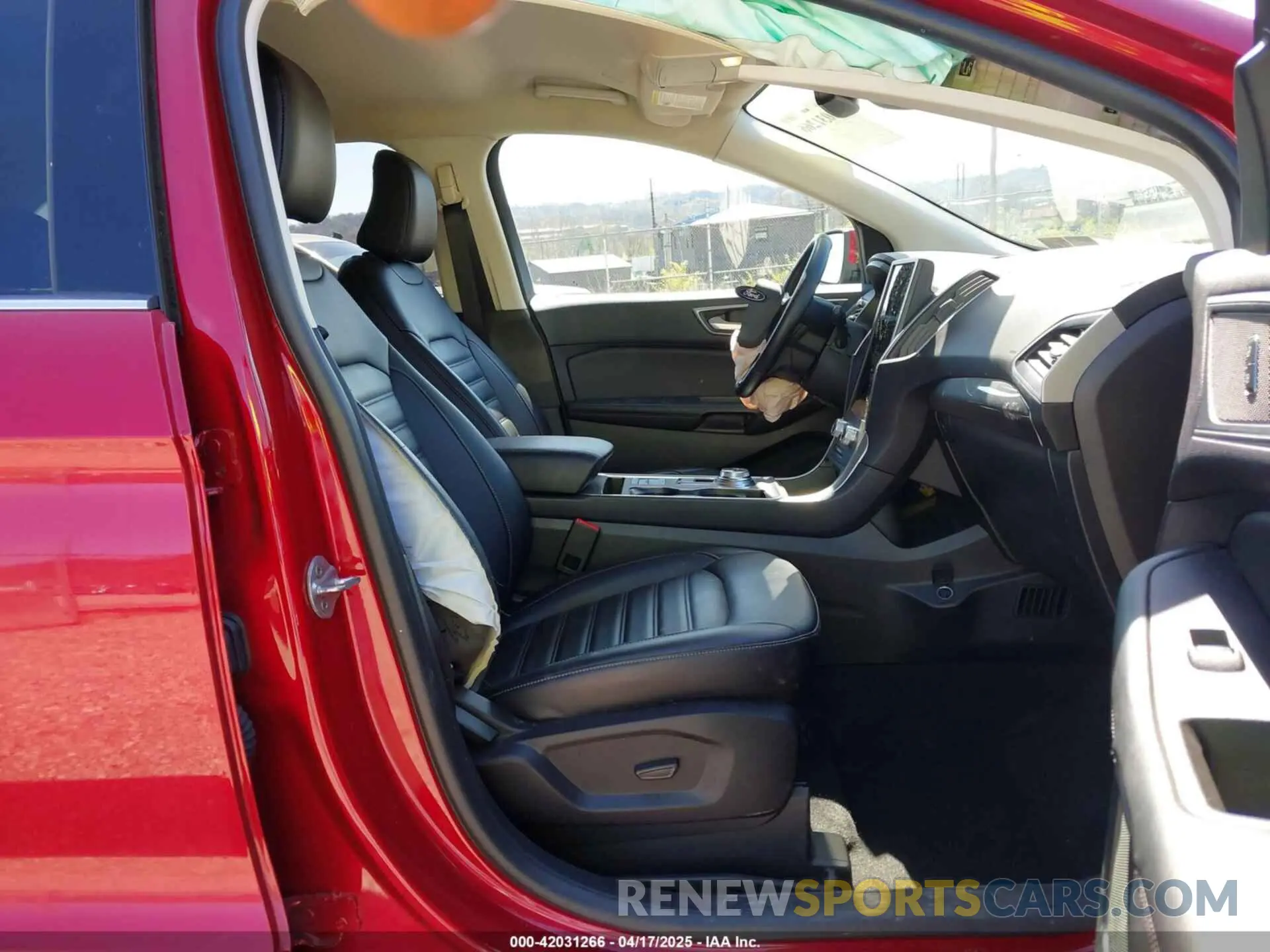 5 Photograph of a damaged car 2FMPK4J93PBA16016 FORD EDGE 2023