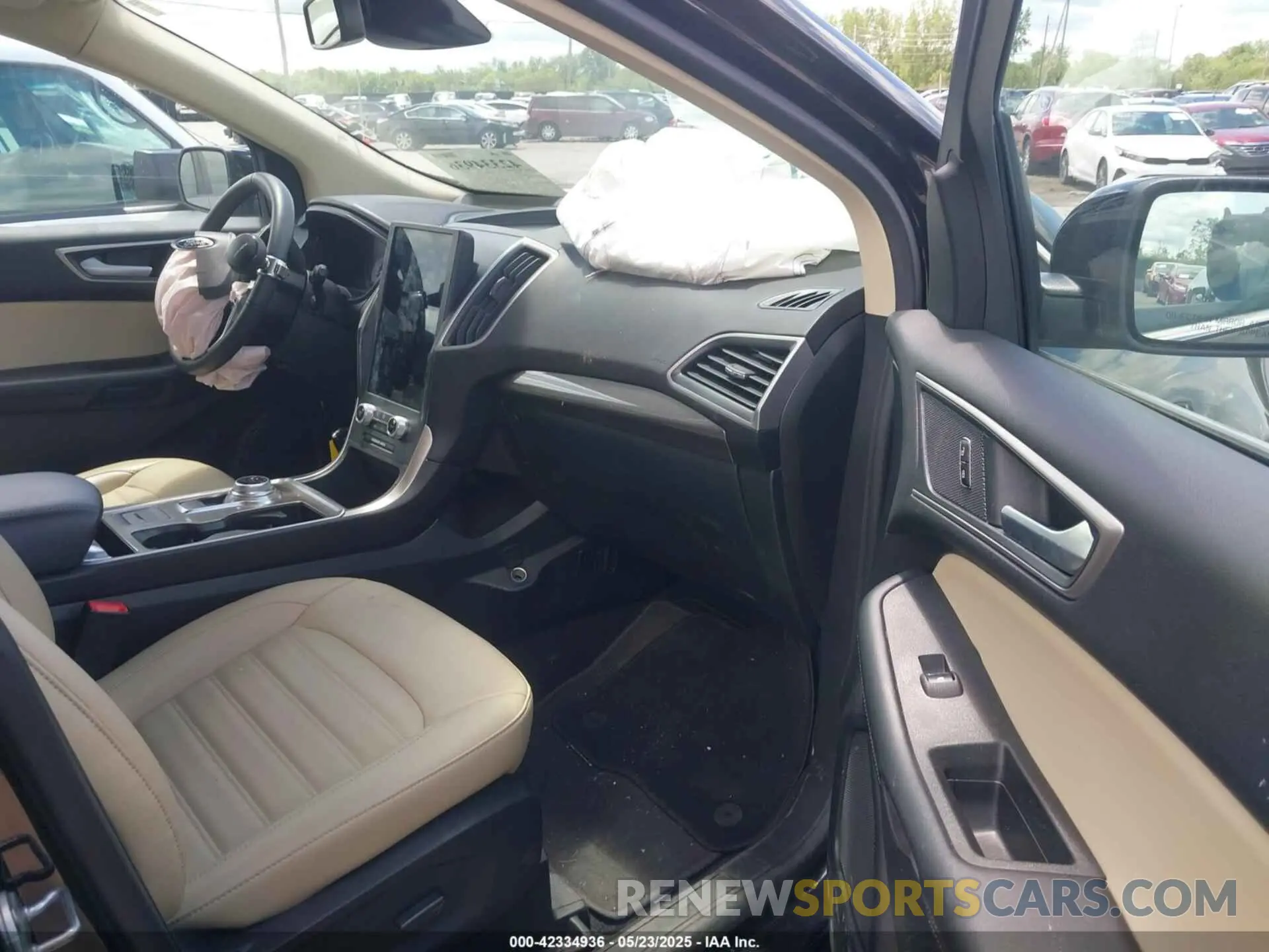 5 Photograph of a damaged car 2FMPK4J93PBA22513 FORD EDGE 2023
