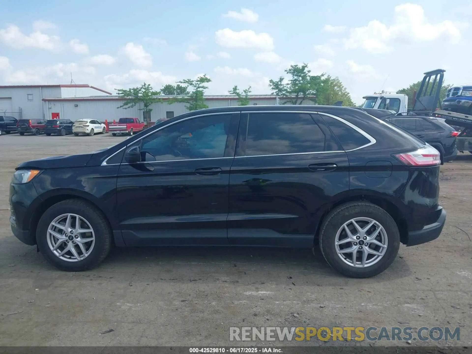13 Photograph of a damaged car 2FMPK4J93PBA38081 FORD EDGE 2023