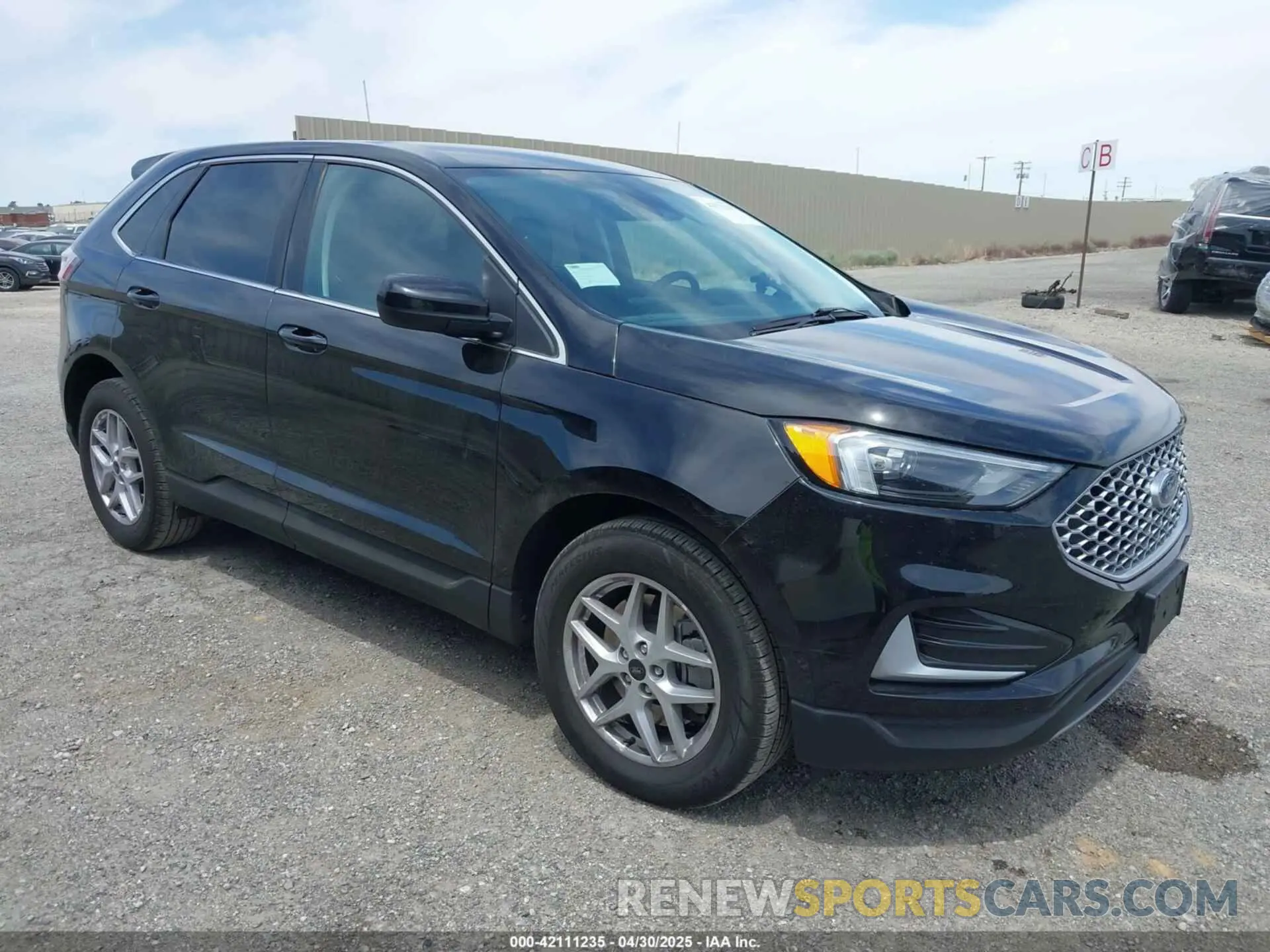 1 Photograph of a damaged car 2FMPK4J93PBA39005 FORD EDGE 2023