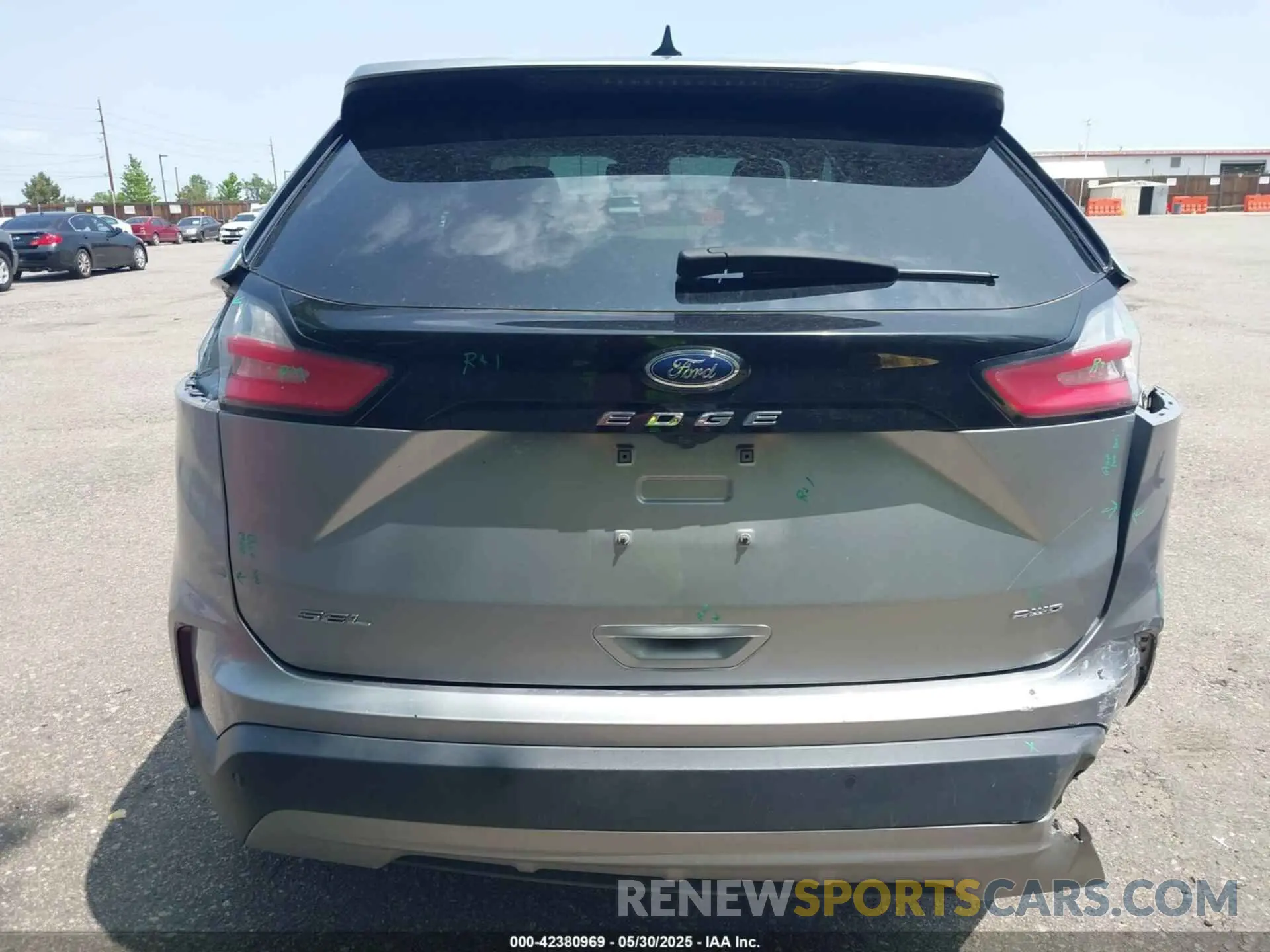 17 Photograph of a damaged car 2FMPK4J93PBA46715 FORD EDGE 2023
