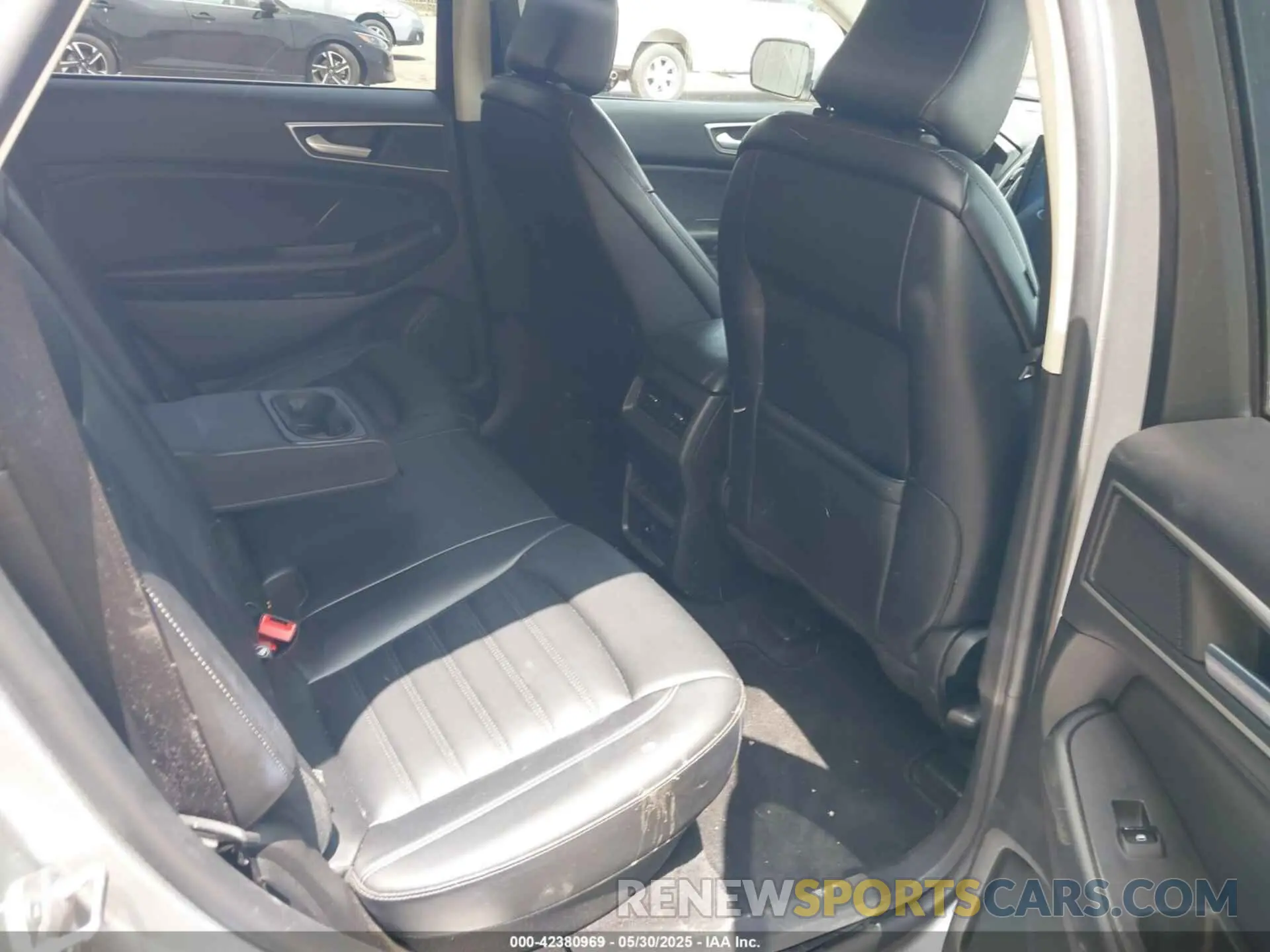 8 Photograph of a damaged car 2FMPK4J93PBA46715 FORD EDGE 2023
