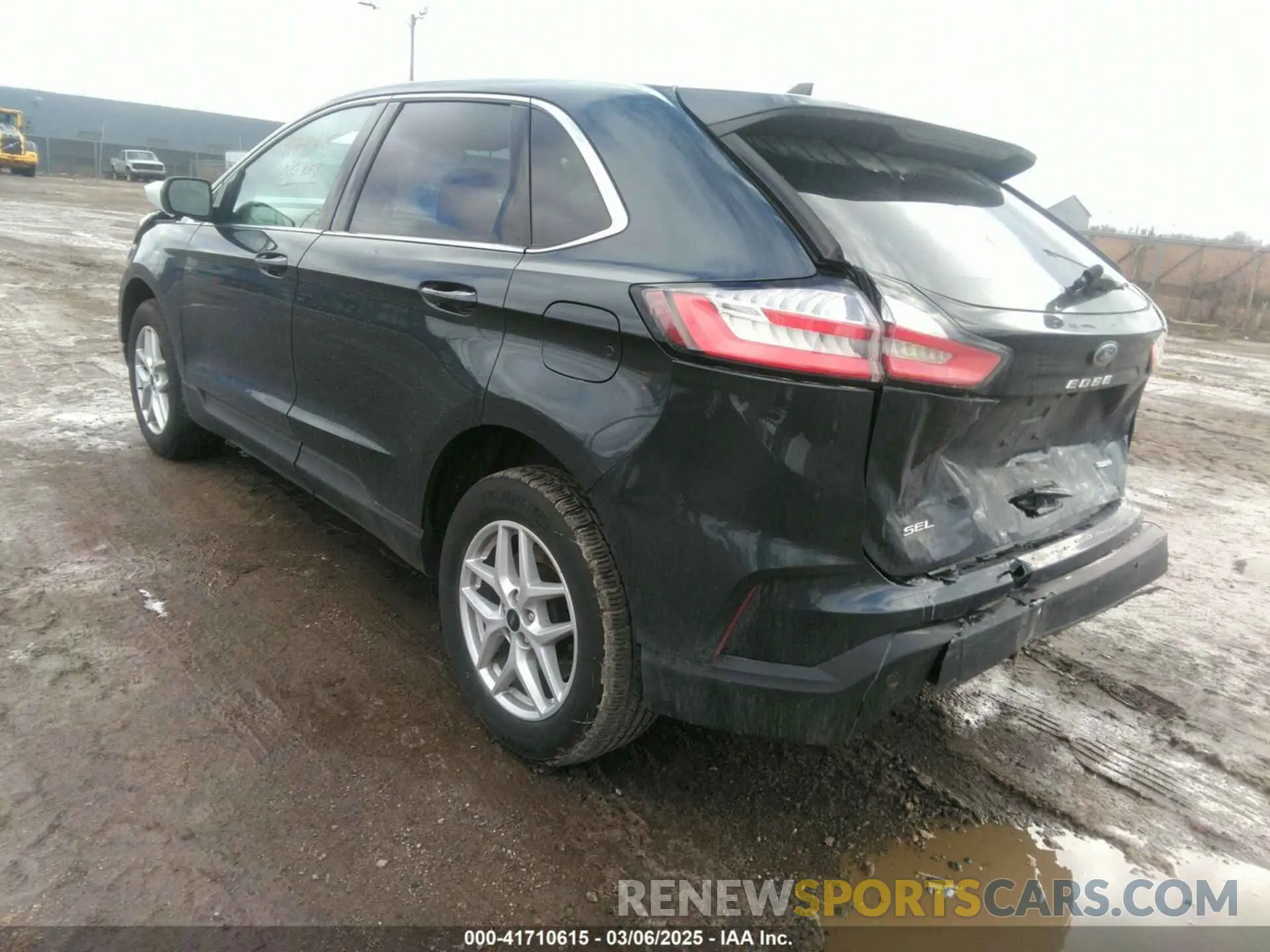 3 Photograph of a damaged car 2FMPK4J94PBA01444 FORD EDGE 2023