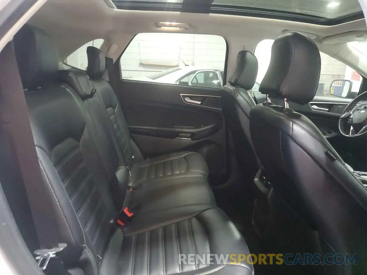 11 Photograph of a damaged car 2FMPK4J94PBA22570 FORD EDGE 2023