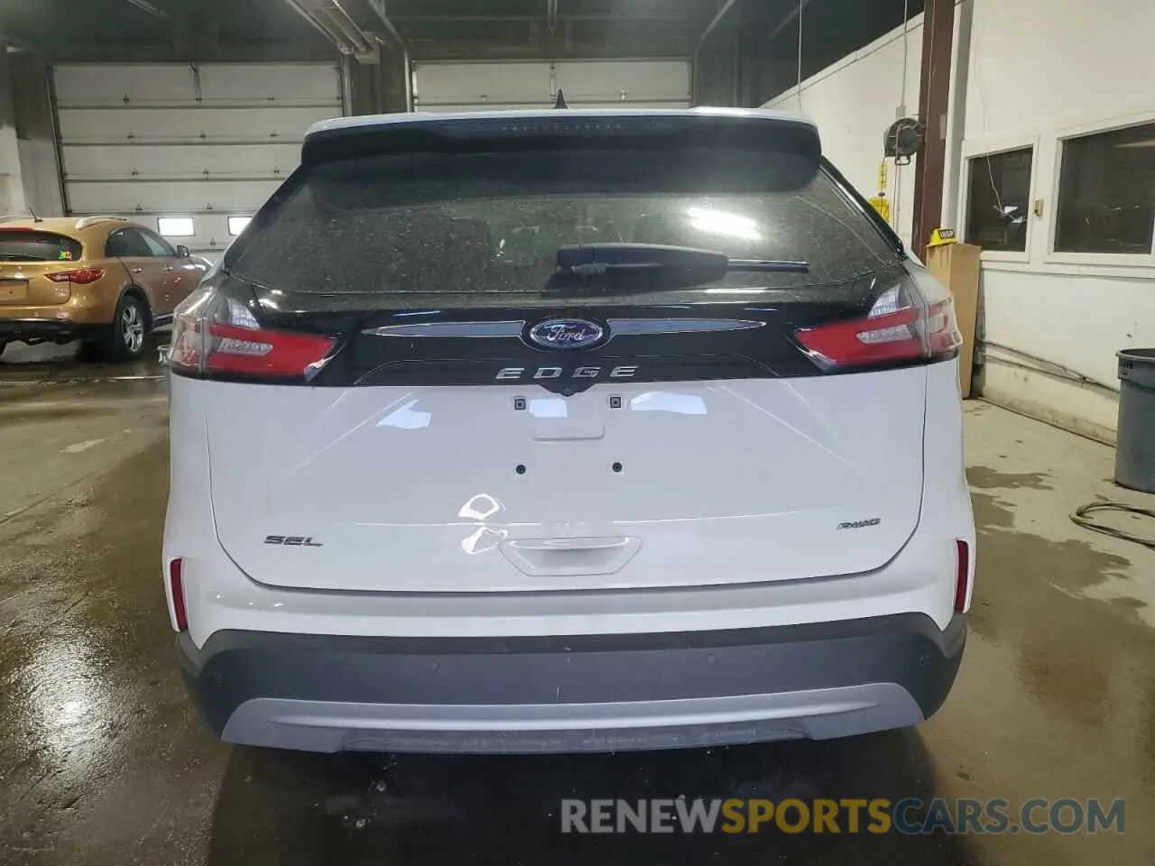 6 Photograph of a damaged car 2FMPK4J94PBA22570 FORD EDGE 2023