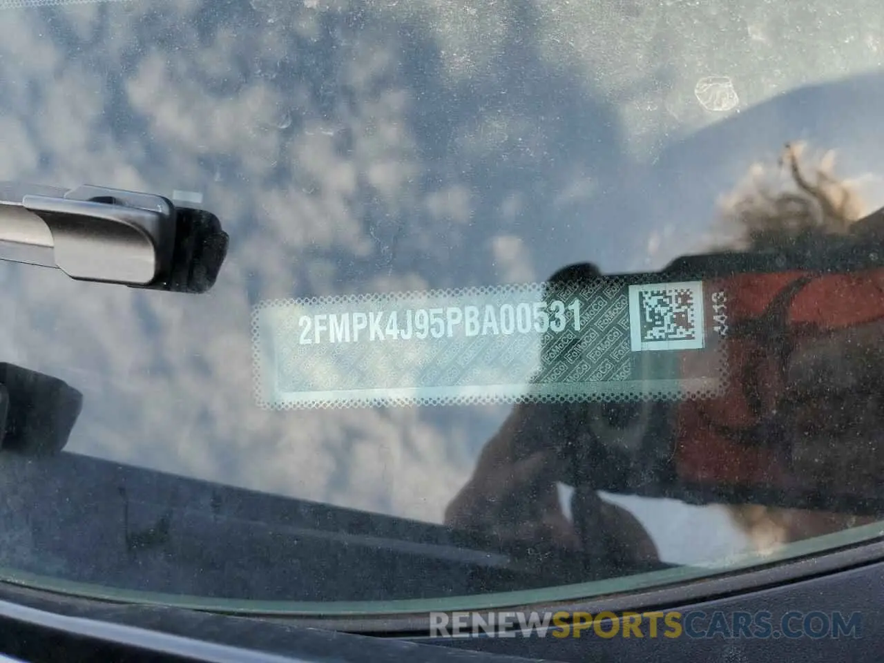 15 Photograph of a damaged car 2FMPK4J95PBA00531 FORD EDGE 2023