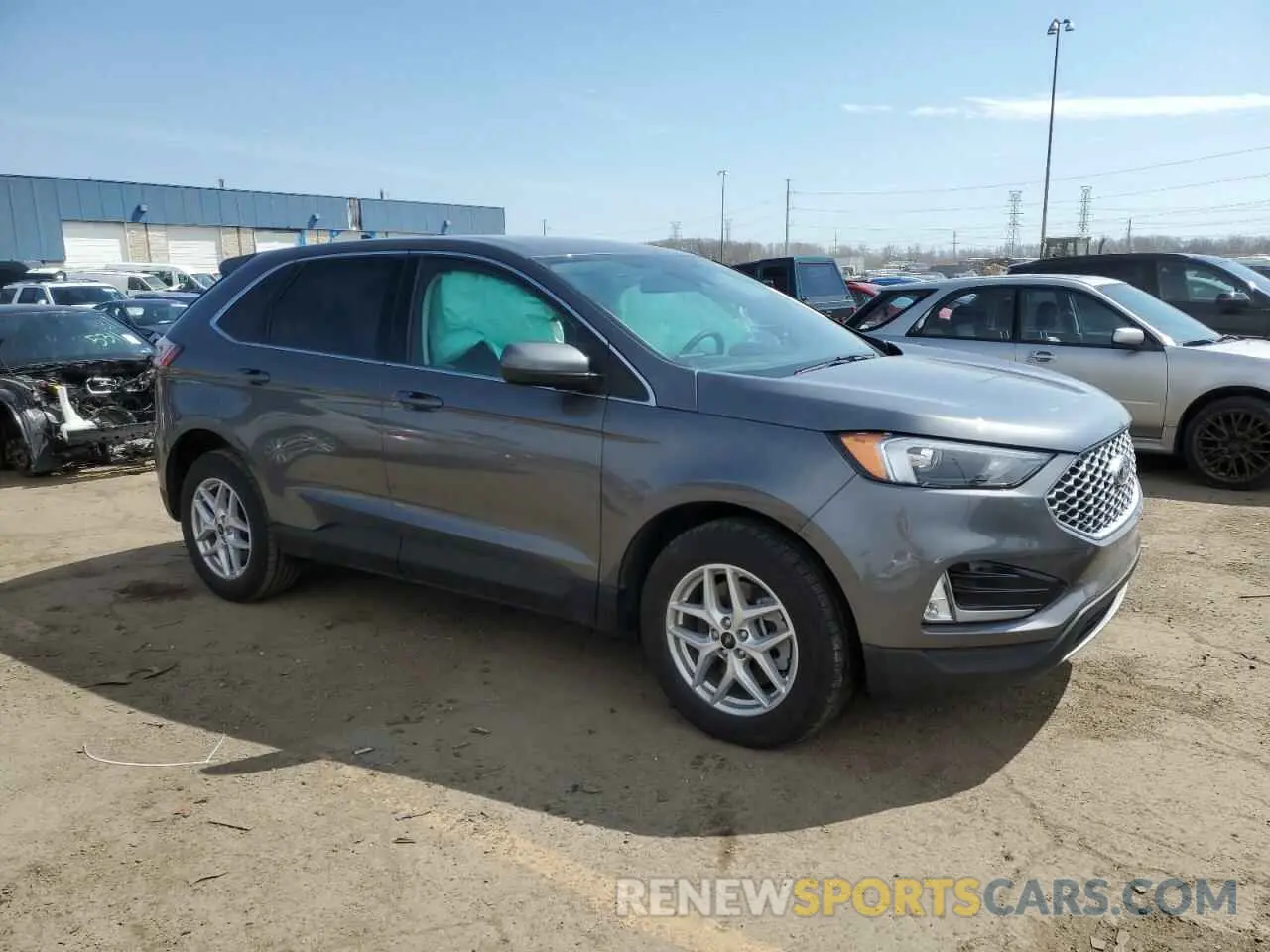 4 Photograph of a damaged car 2FMPK4J95PBA00531 FORD EDGE 2023