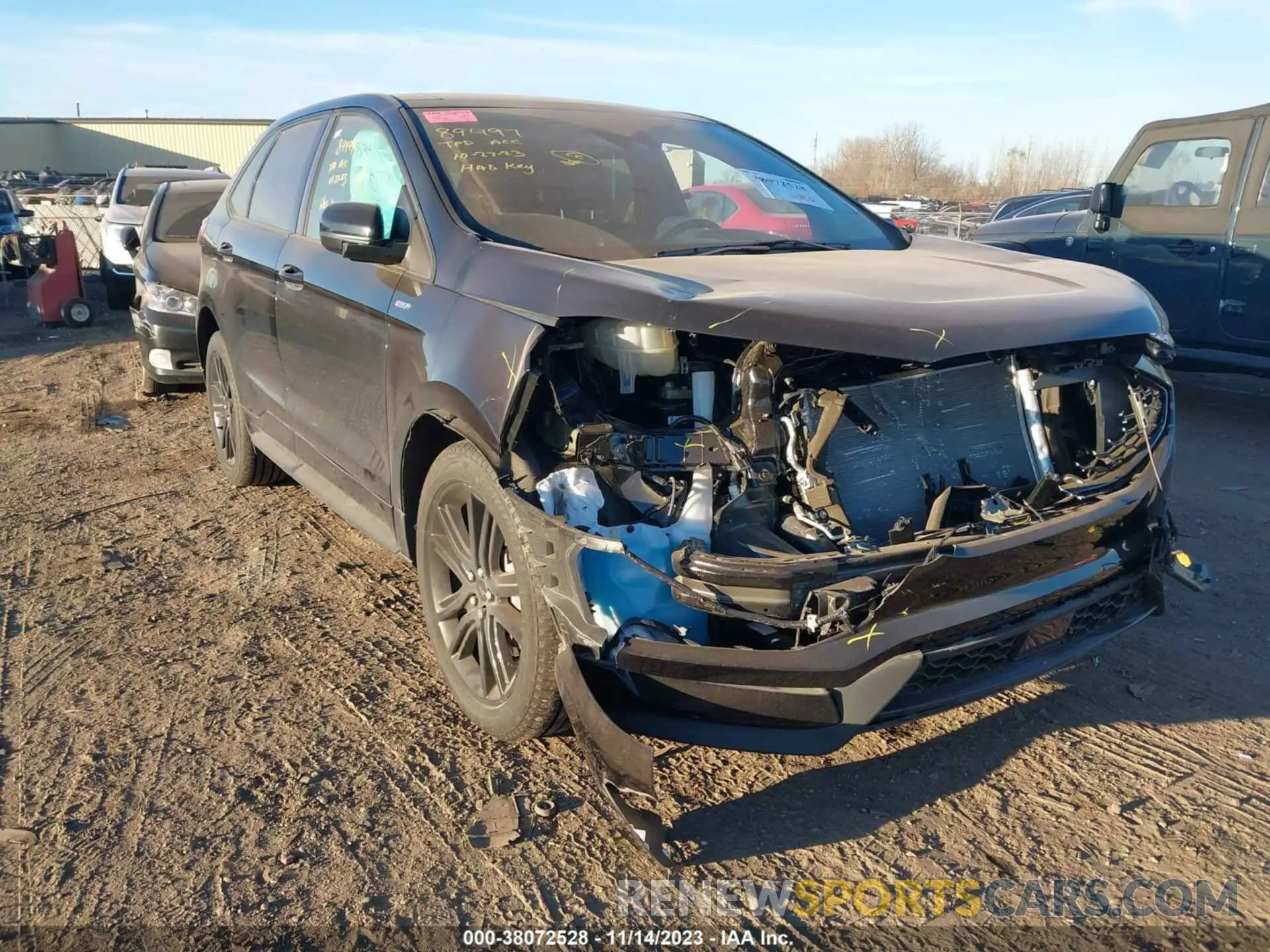 1 Photograph of a damaged car 2FMPK4J95PBA09729 FORD EDGE 2023