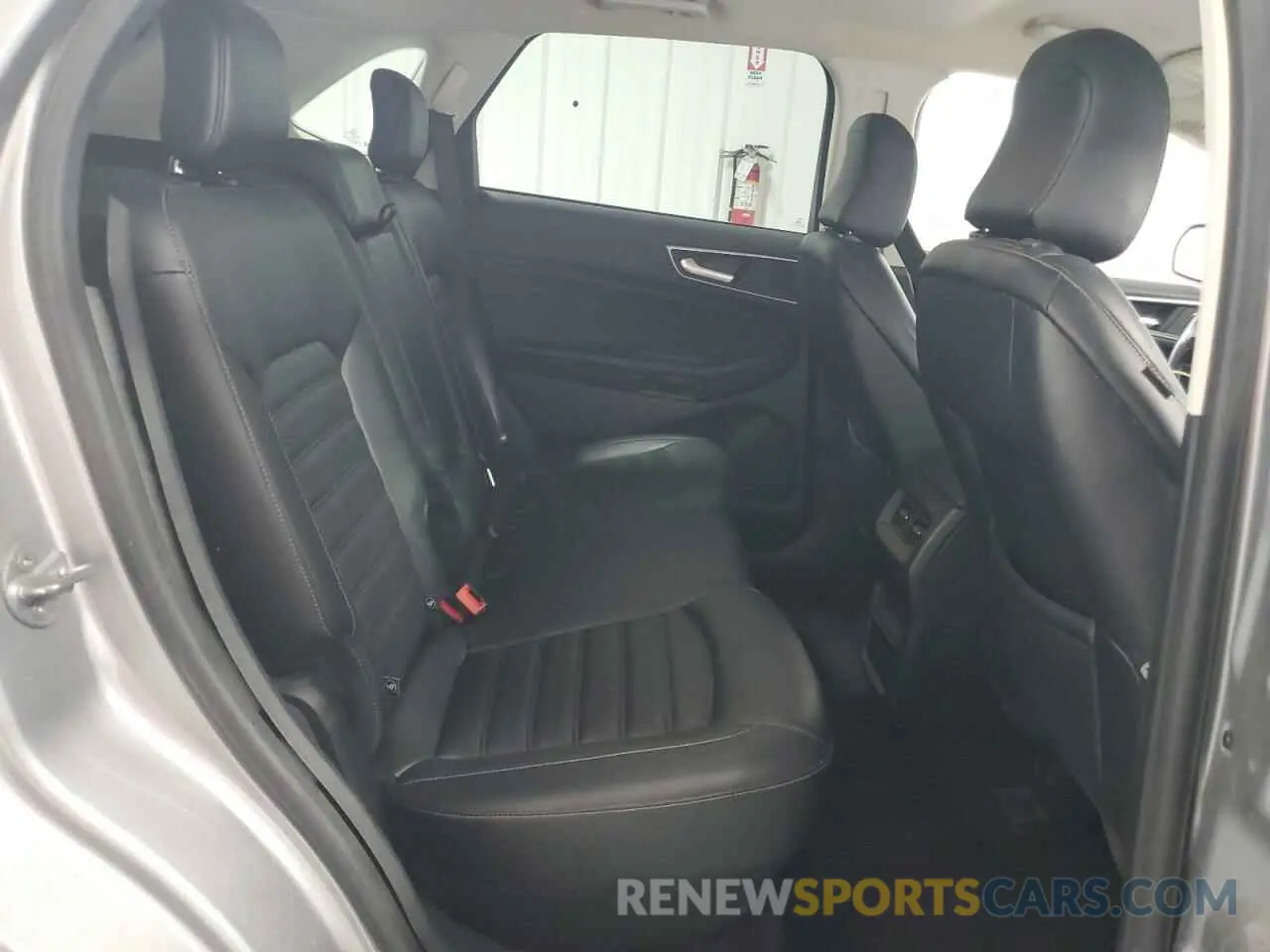 10 Photograph of a damaged car 2FMPK4J95PBA18799 FORD EDGE 2023
