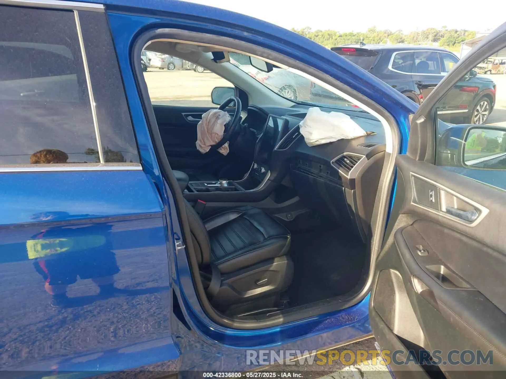 5 Photograph of a damaged car 2FMPK4J95PBA36669 FORD EDGE 2023