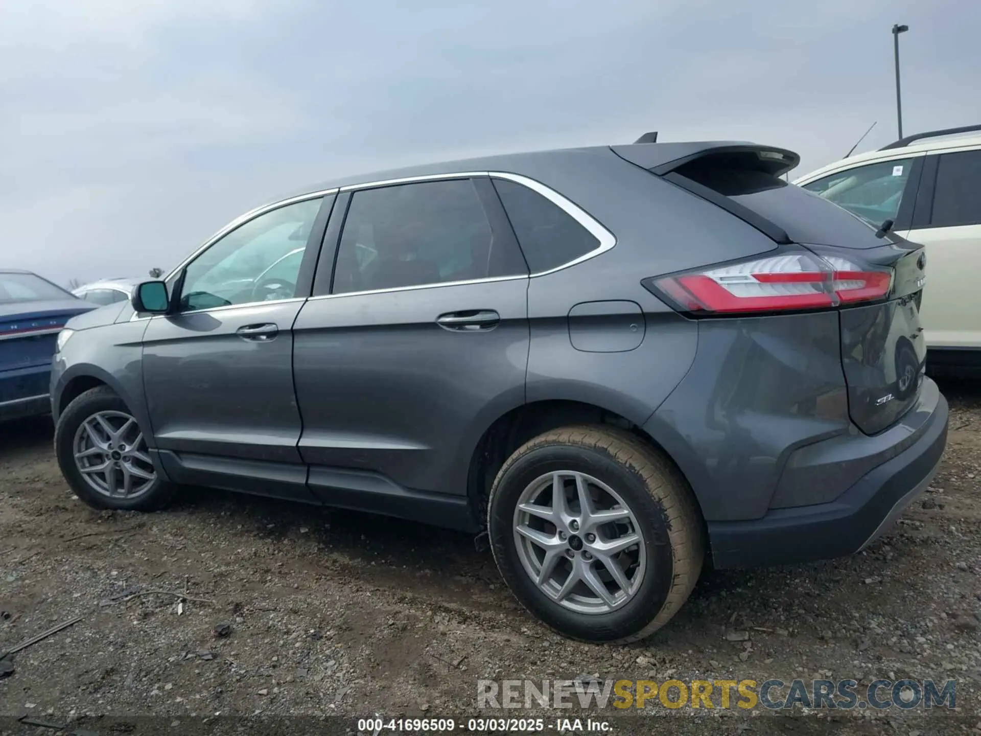 14 Photograph of a damaged car 2FMPK4J95PBA60342 FORD EDGE 2023