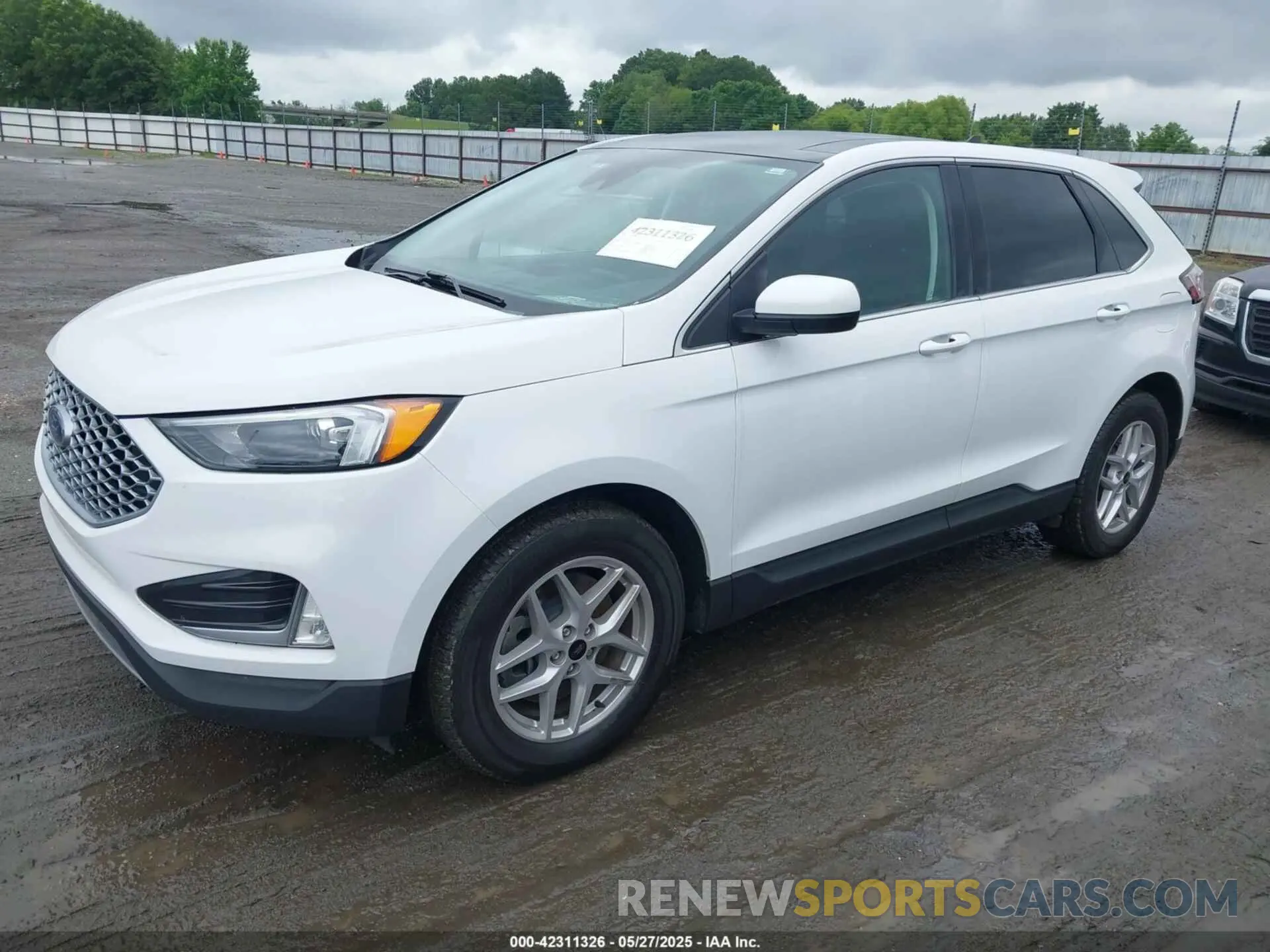 2 Photograph of a damaged car 2FMPK4J96PBA35014 FORD EDGE 2023