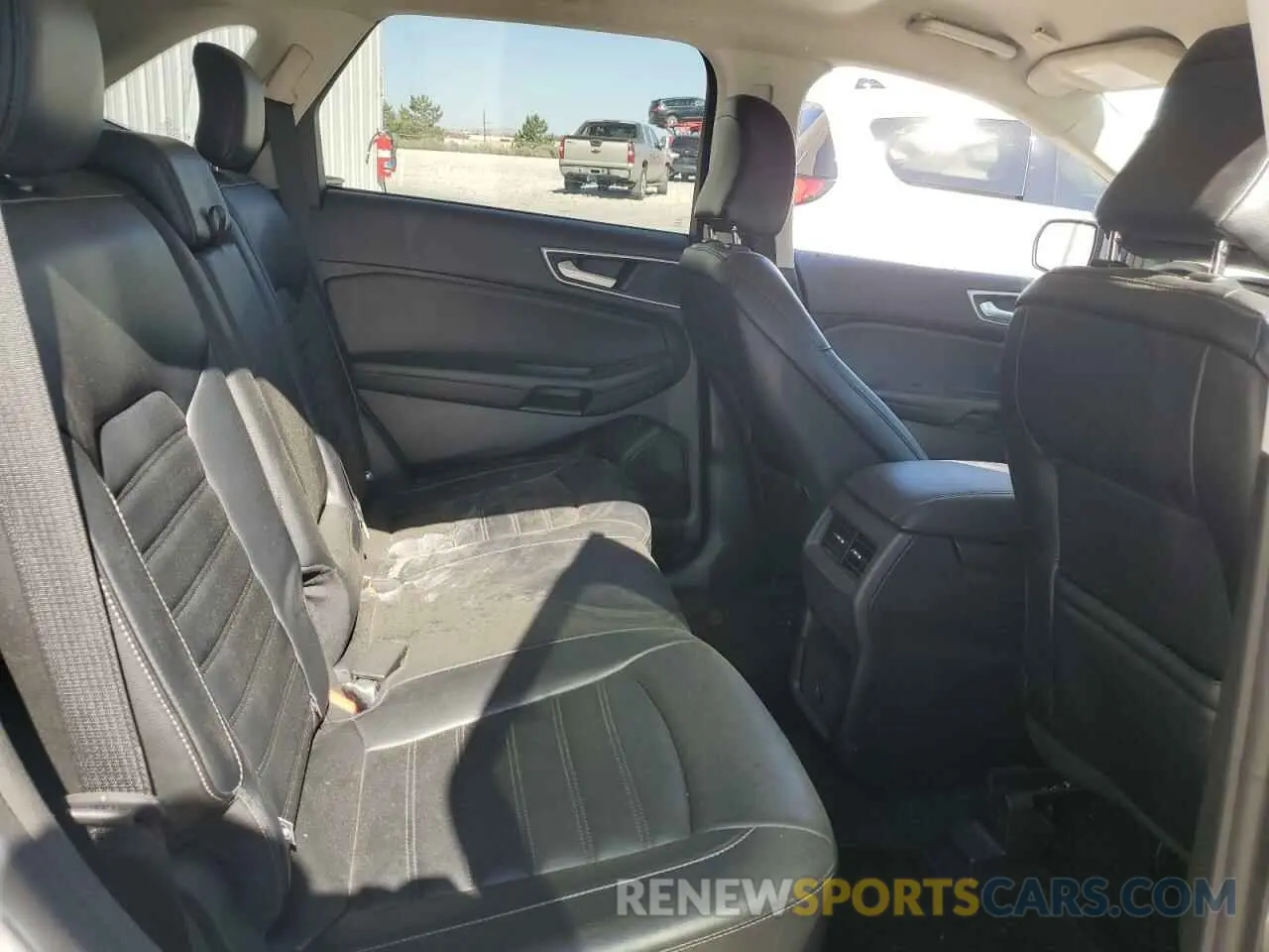 11 Photograph of a damaged car 2FMPK4J96PBA46806 FORD EDGE 2023