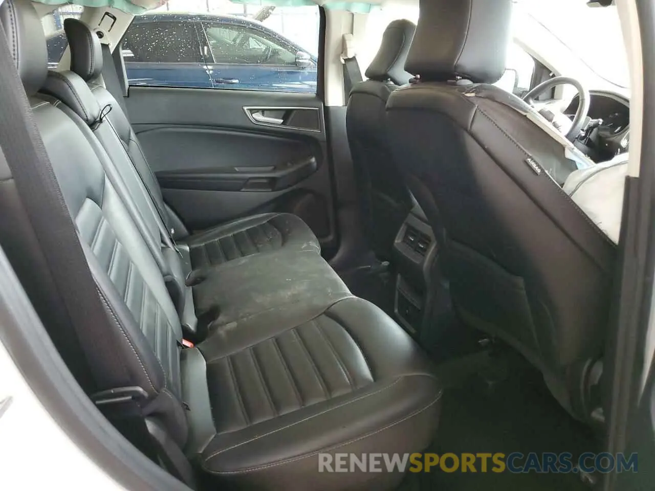 11 Photograph of a damaged car 2FMPK4J97PBA30596 FORD EDGE 2023
