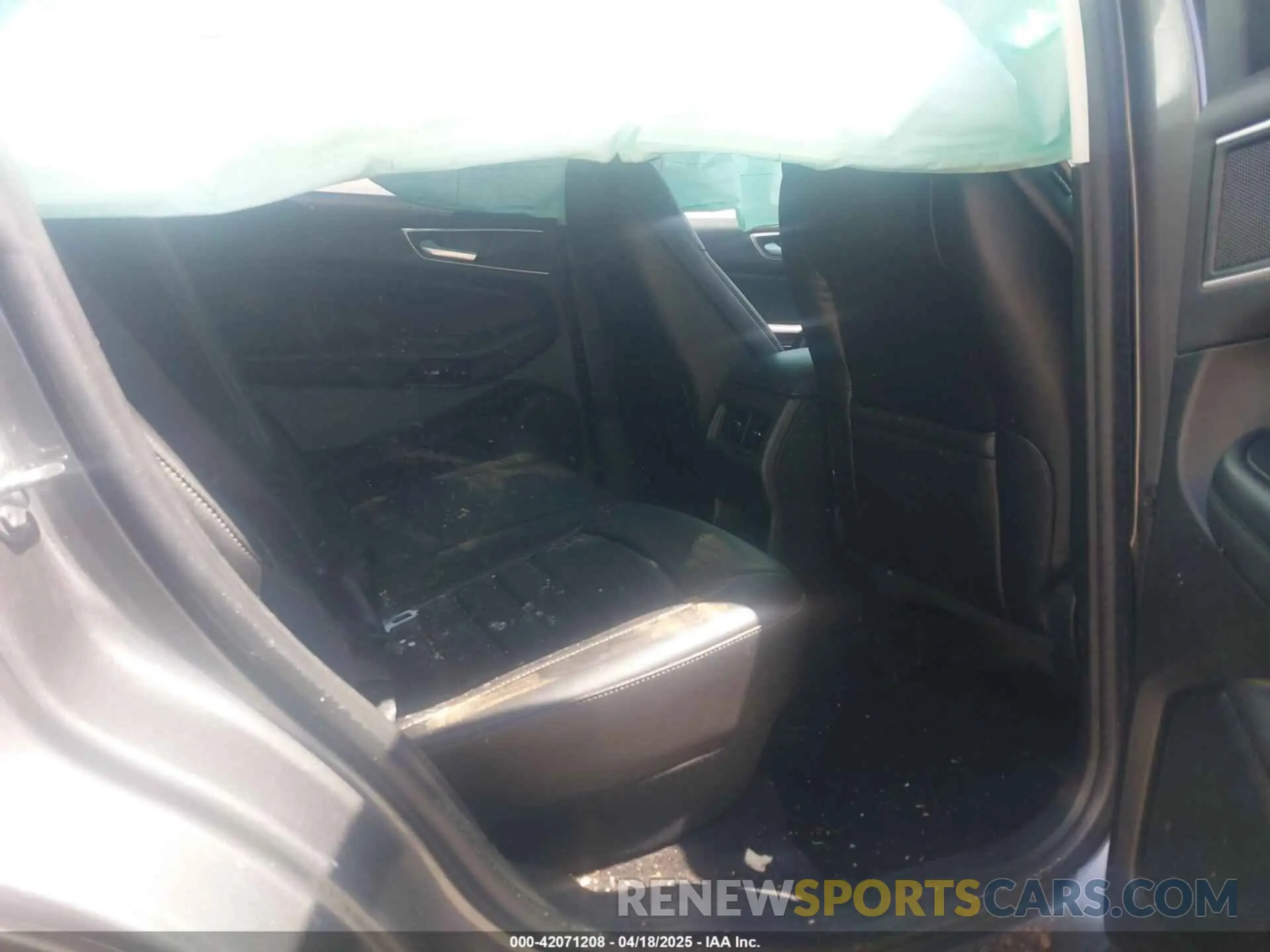 8 Photograph of a damaged car 2FMPK4J97PBA31506 FORD EDGE 2023