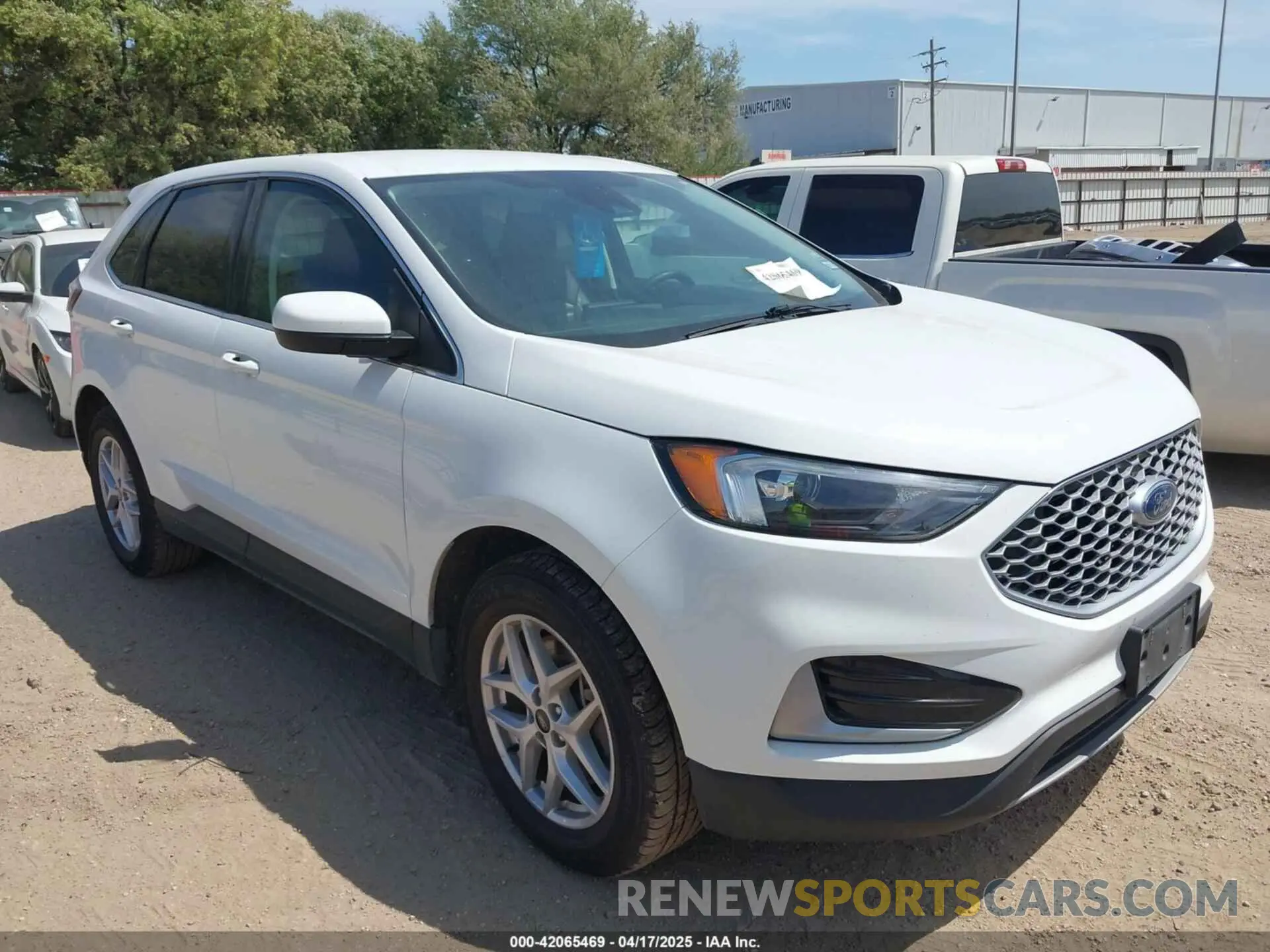 1 Photograph of a damaged car 2FMPK4J97PBA47706 FORD EDGE 2023