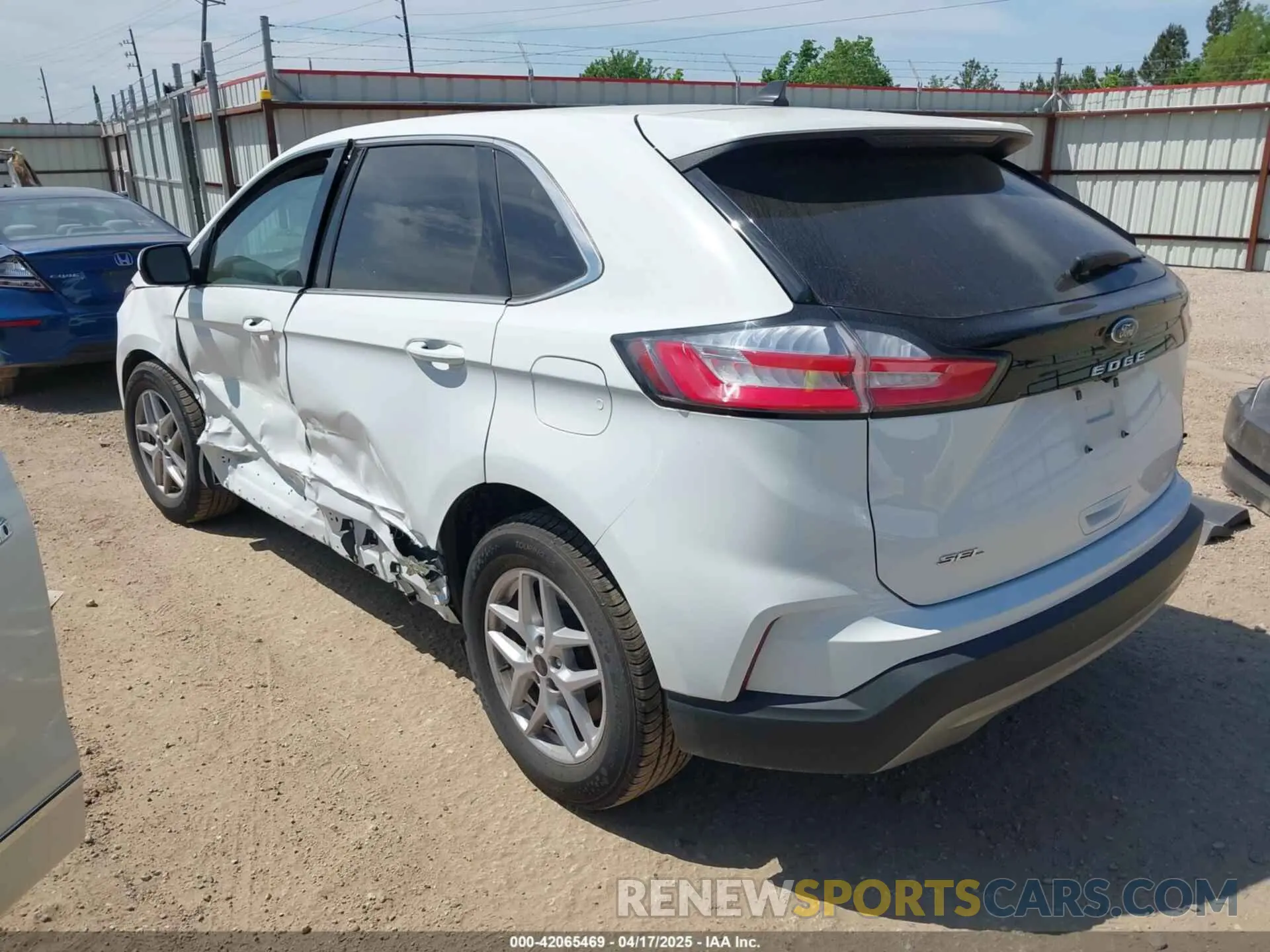 3 Photograph of a damaged car 2FMPK4J97PBA47706 FORD EDGE 2023