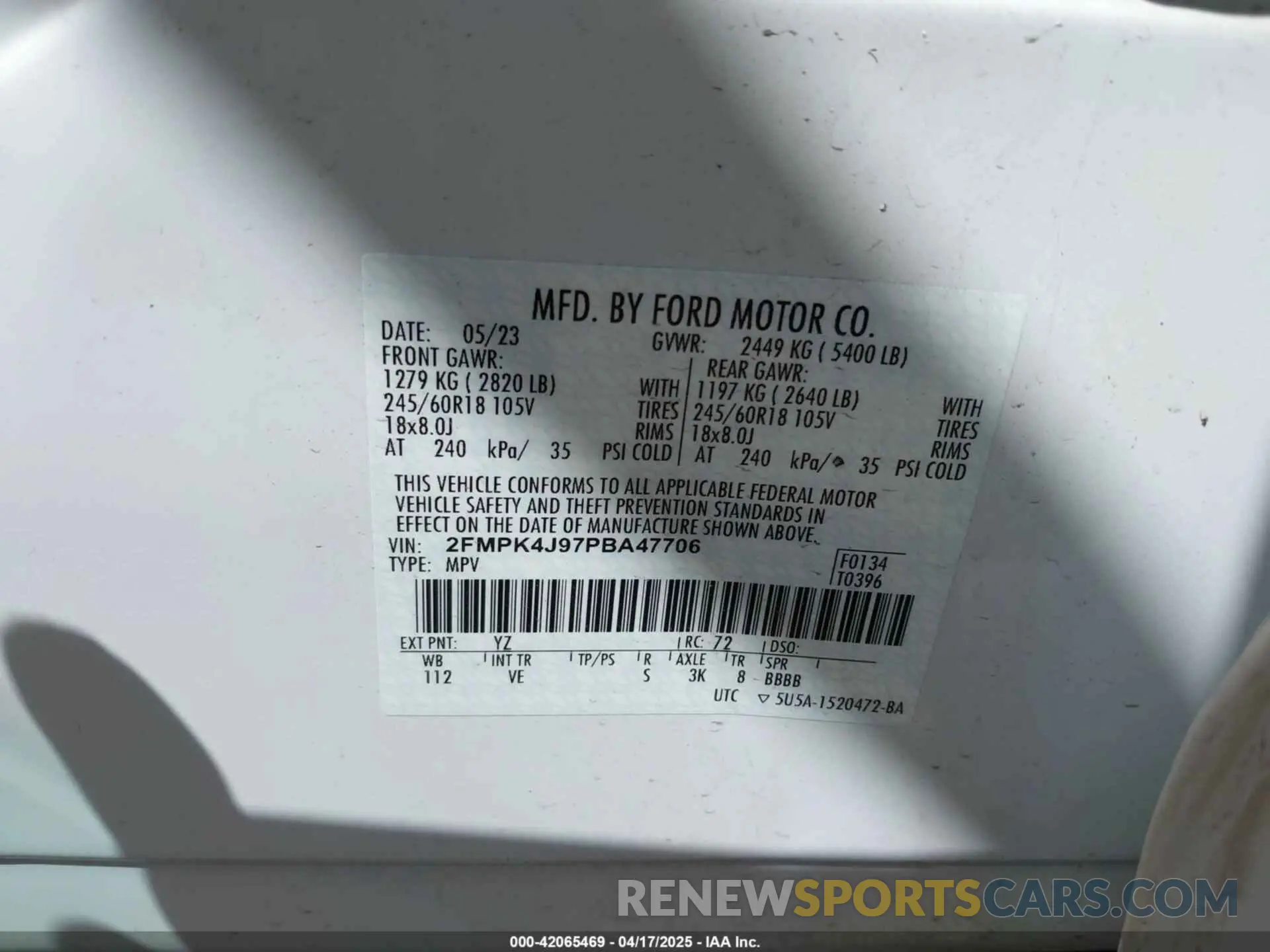 9 Photograph of a damaged car 2FMPK4J97PBA47706 FORD EDGE 2023