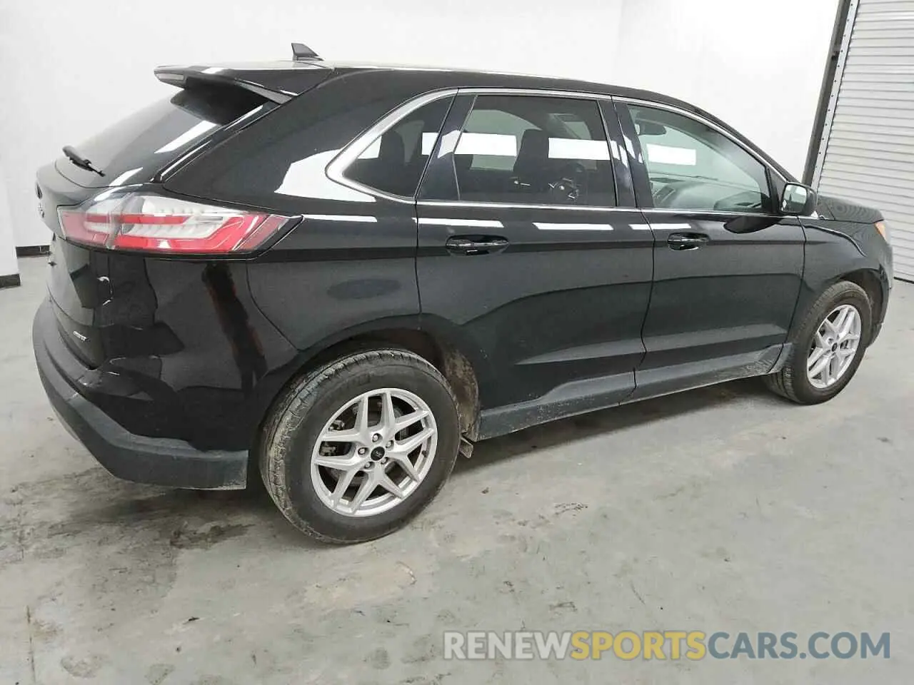 3 Photograph of a damaged car 2FMPK4J97PBA58785 FORD EDGE 2023