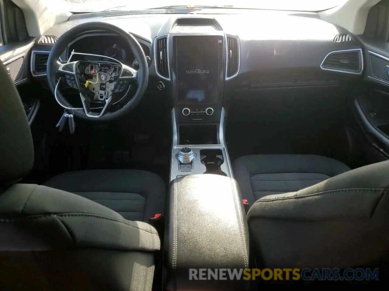 8 Photograph of a damaged car 2FMPK4J98PBA34513 FORD EDGE 2023