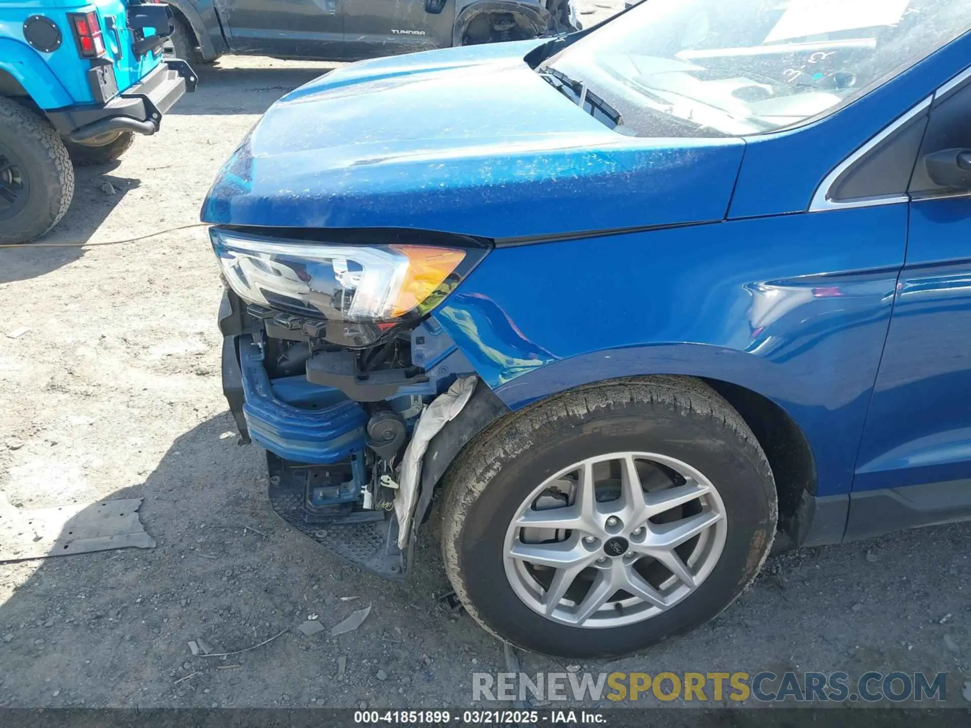 18 Photograph of a damaged car 2FMPK4J98PBA57080 FORD EDGE 2023