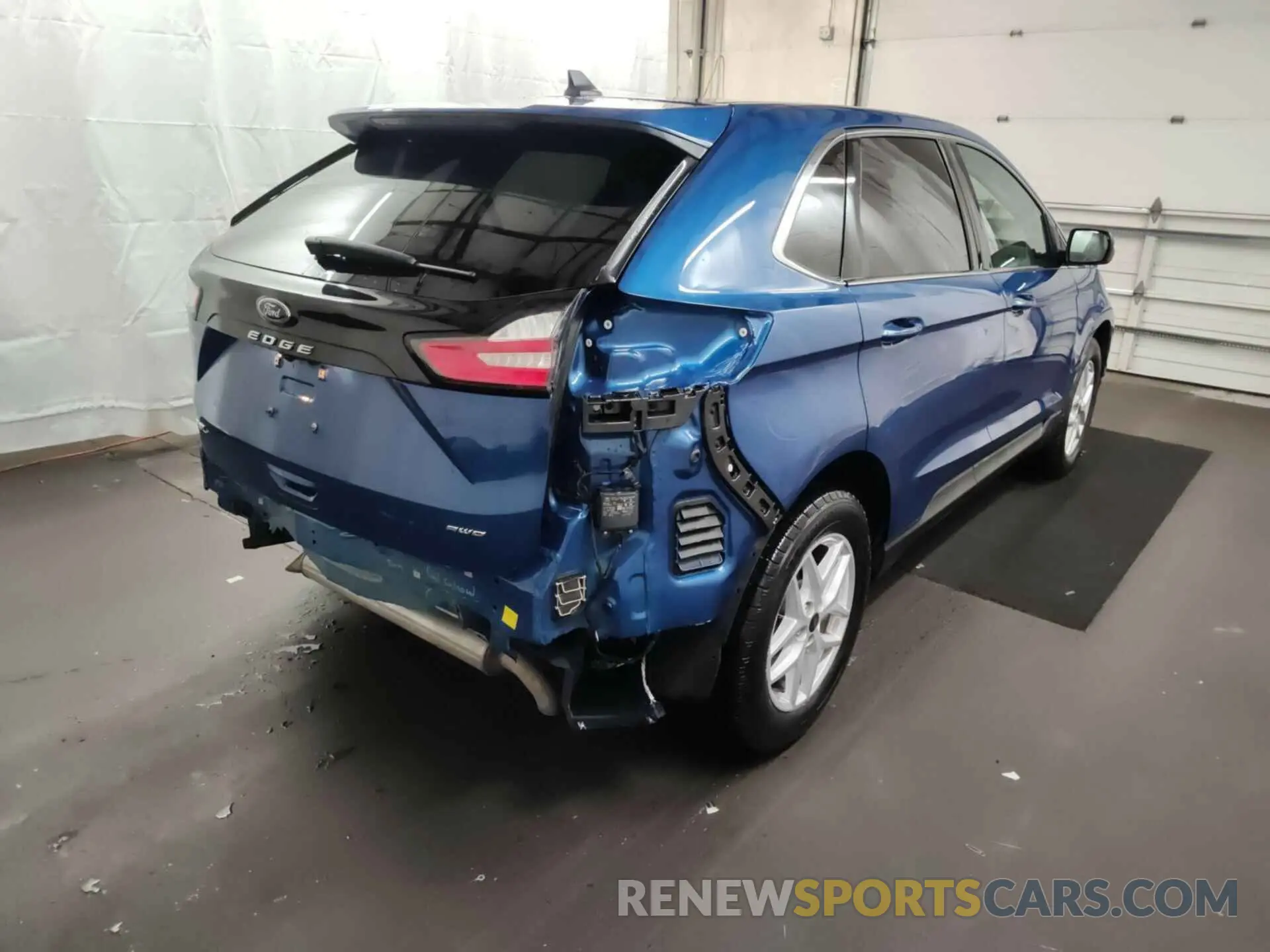 34 Photograph of a damaged car 2FMPK4J98PBA61274 FORD EDGE 2023