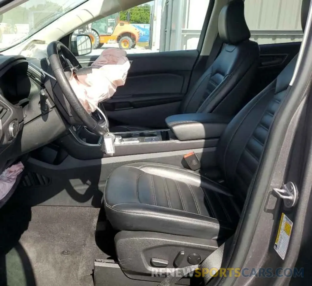 7 Photograph of a damaged car 2FMPK4J9XPBA02792 FORD EDGE 2023