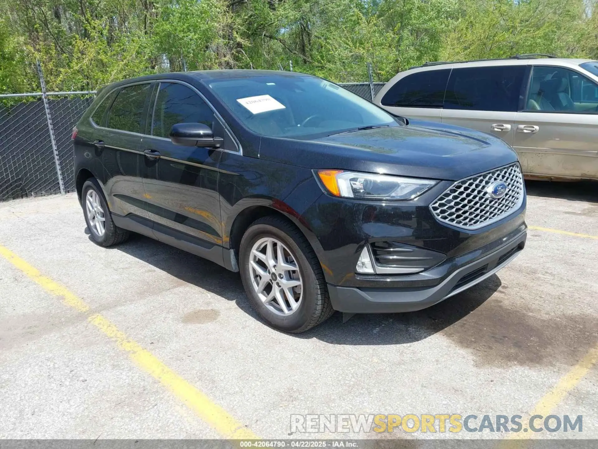 1 Photograph of a damaged car 2FMPK4J9XPBA21925 FORD EDGE 2023