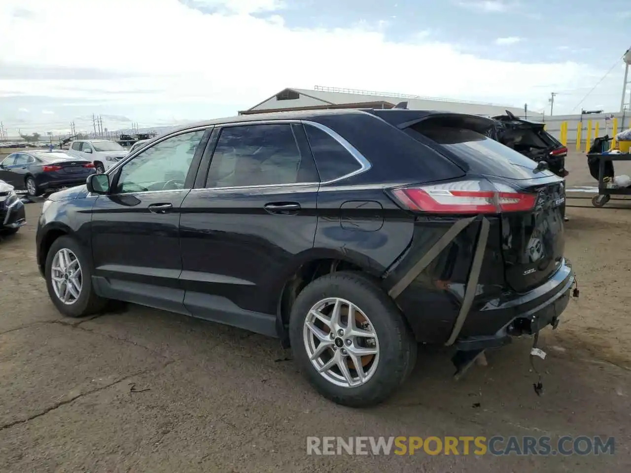 2 Photograph of a damaged car 2FMPK4J9XPBA30656 FORD EDGE 2023