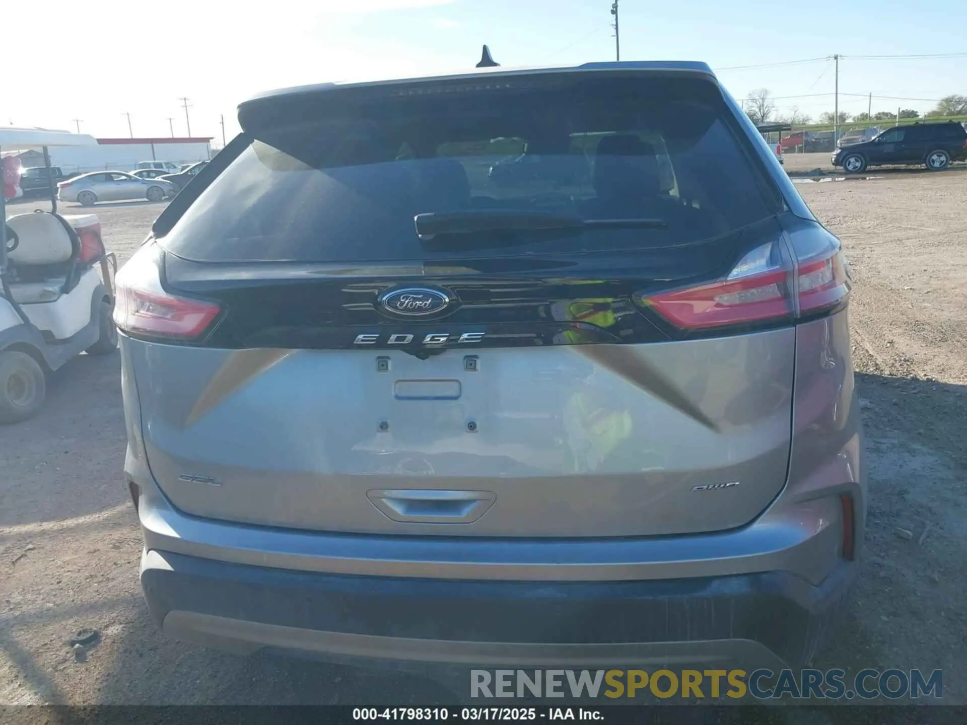 16 Photograph of a damaged car 2FMPK4J9XPBA38501 FORD EDGE 2023