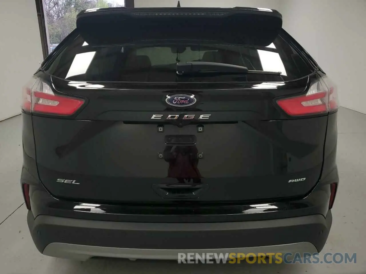 6 Photograph of a damaged car 2FMPK4J9XPBA46971 FORD EDGE 2023