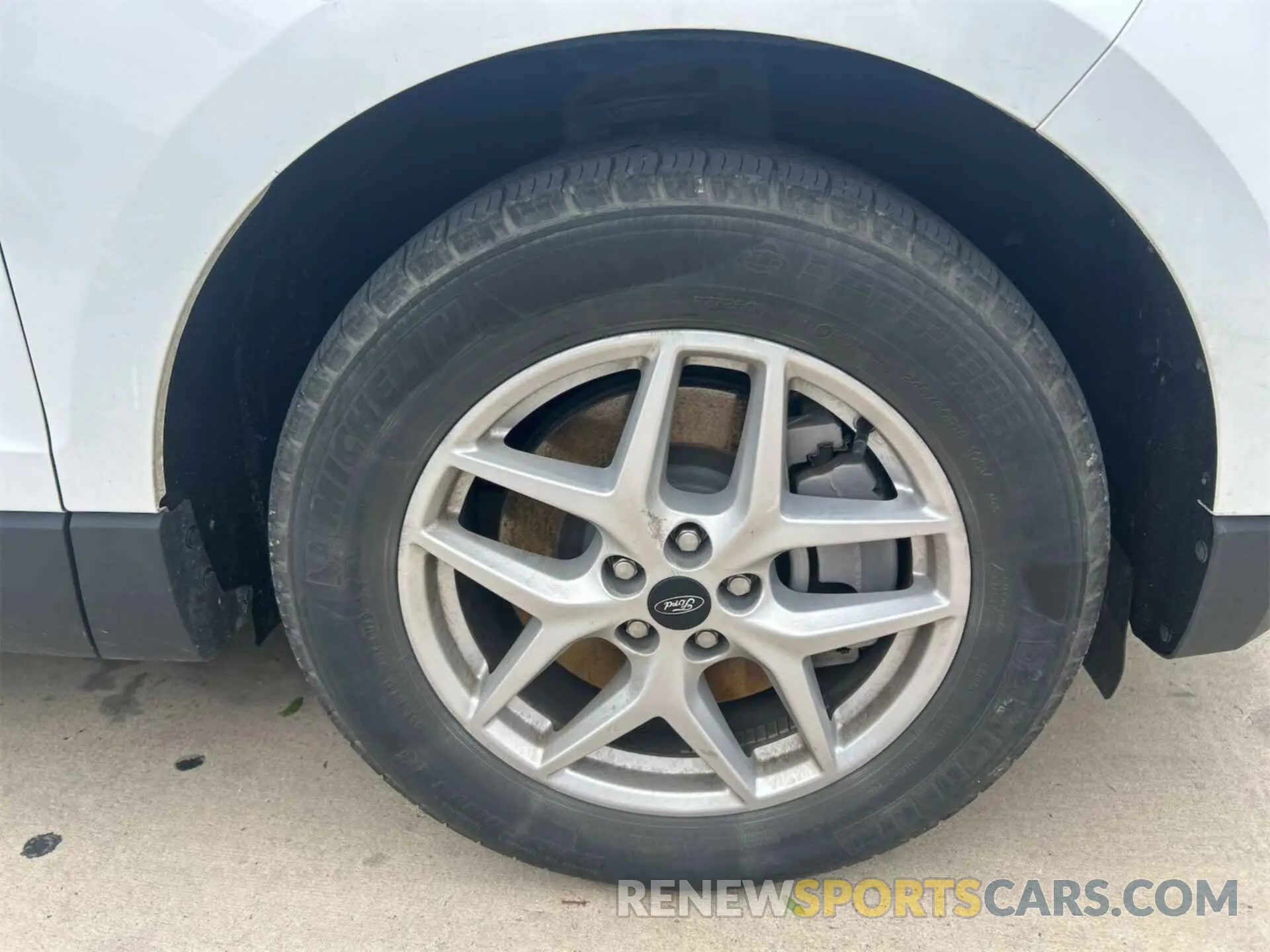 16 Photograph of a damaged car 2FMPK4J9XPBA61261 FORD EDGE 2023