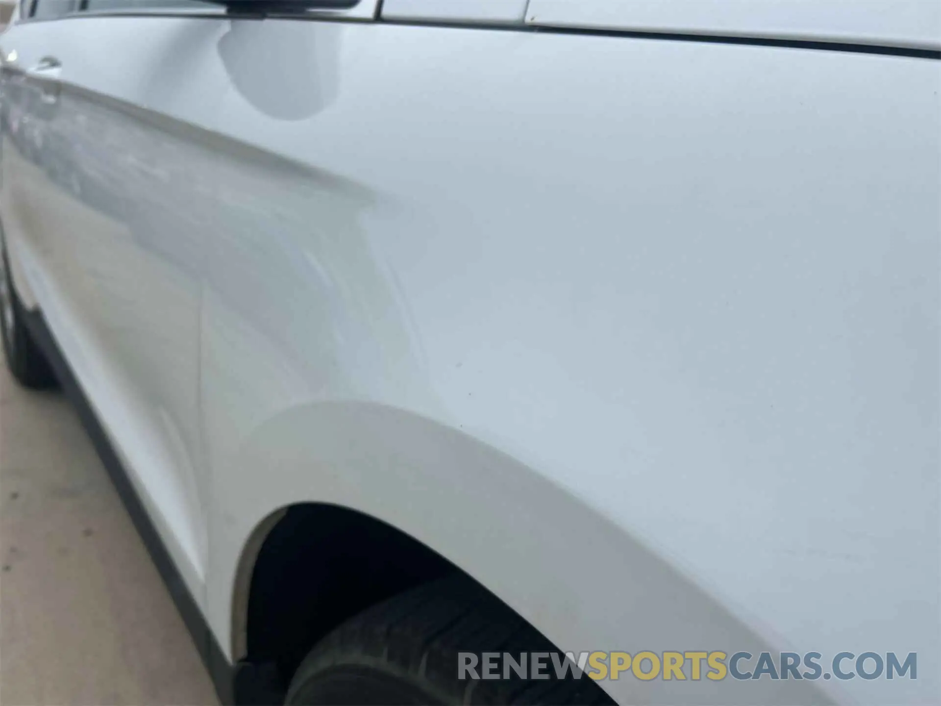 3 Photograph of a damaged car 2FMPK4J9XPBA61261 FORD EDGE 2023