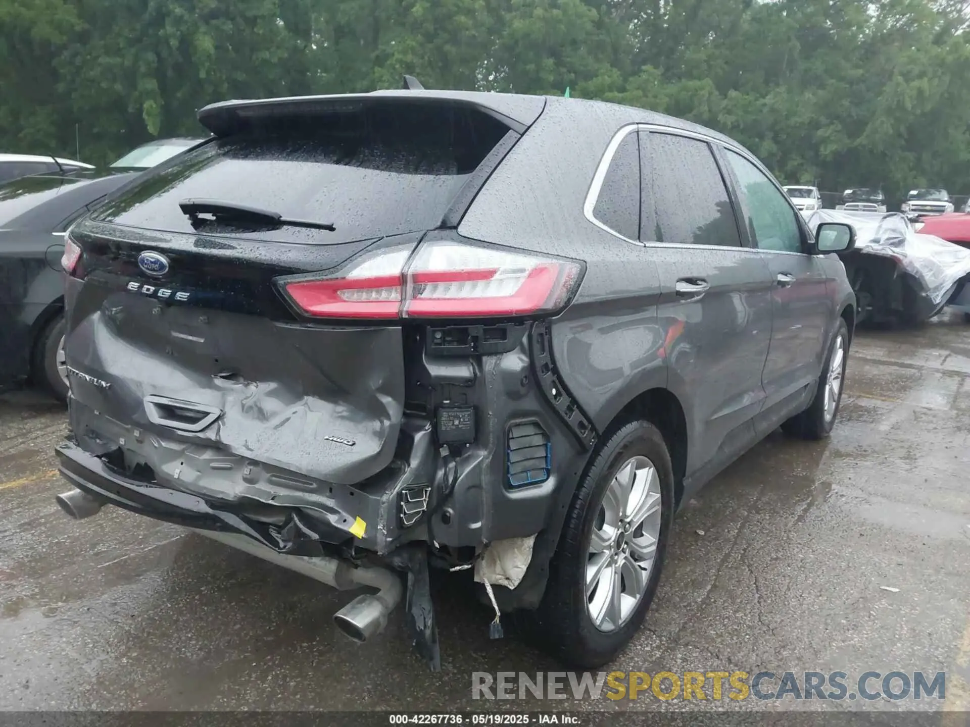 4 Photograph of a damaged car 2FMPK4K91PBA00749 FORD EDGE 2023