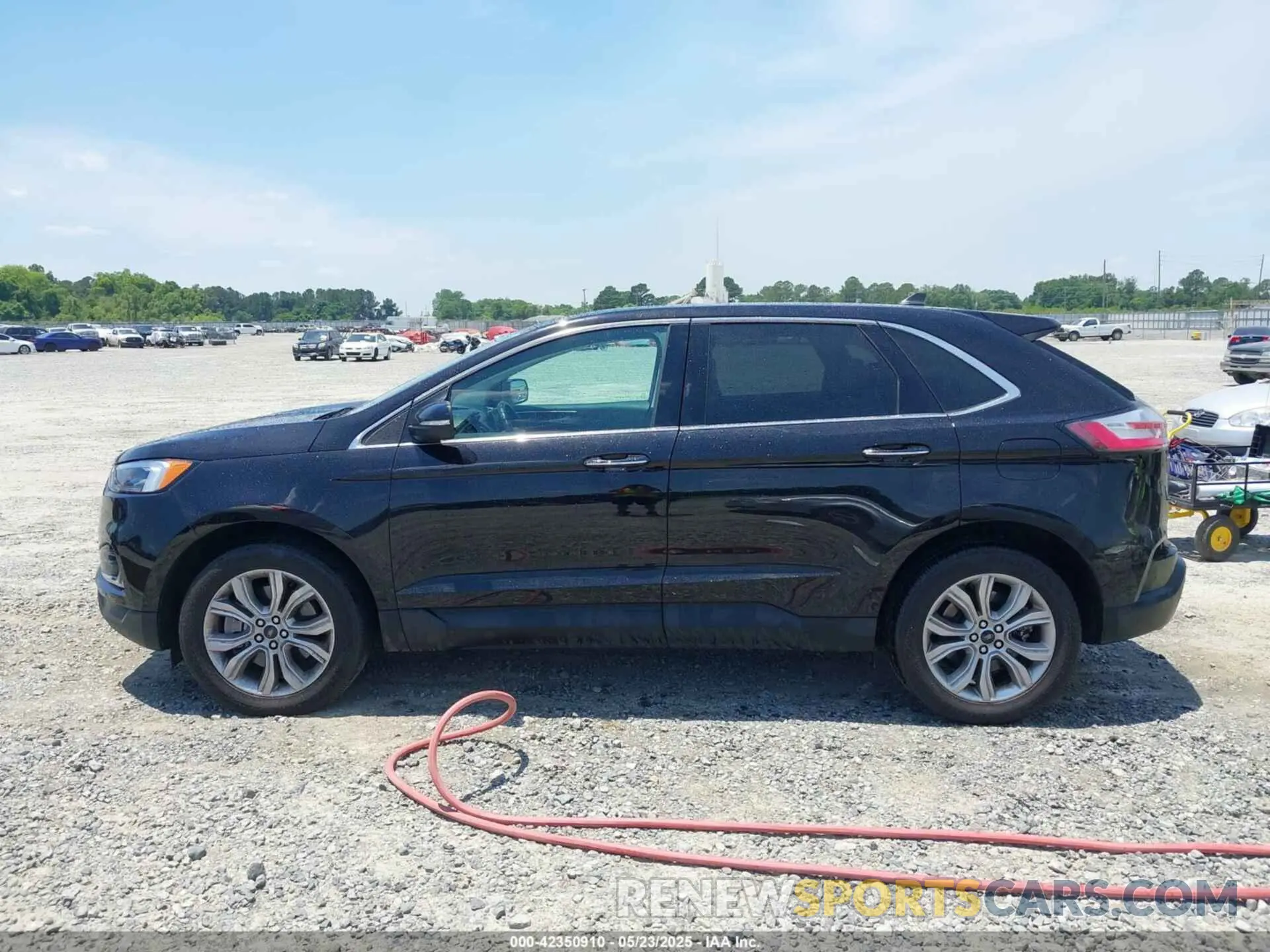 13 Photograph of a damaged car 2FMPK4K92PBA59101 FORD EDGE 2023