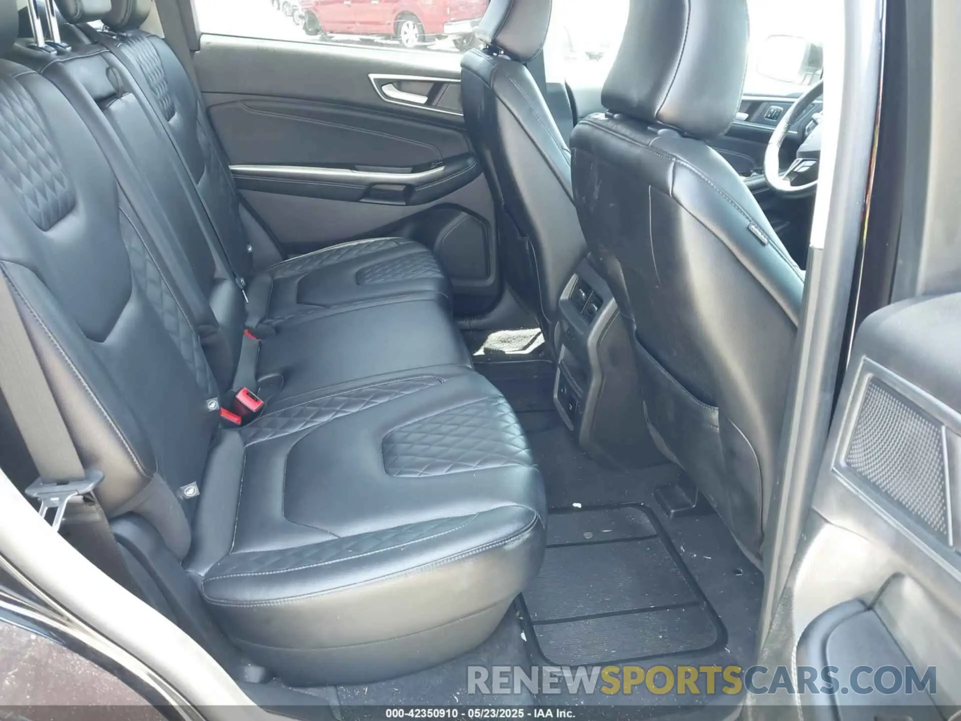 8 Photograph of a damaged car 2FMPK4K92PBA59101 FORD EDGE 2023