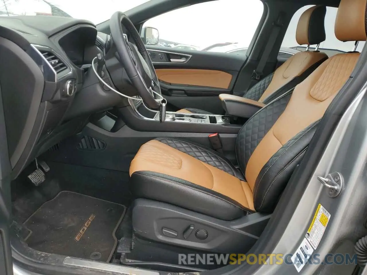 7 Photograph of a damaged car 2FMPK4K97PBA45968 FORD EDGE 2023