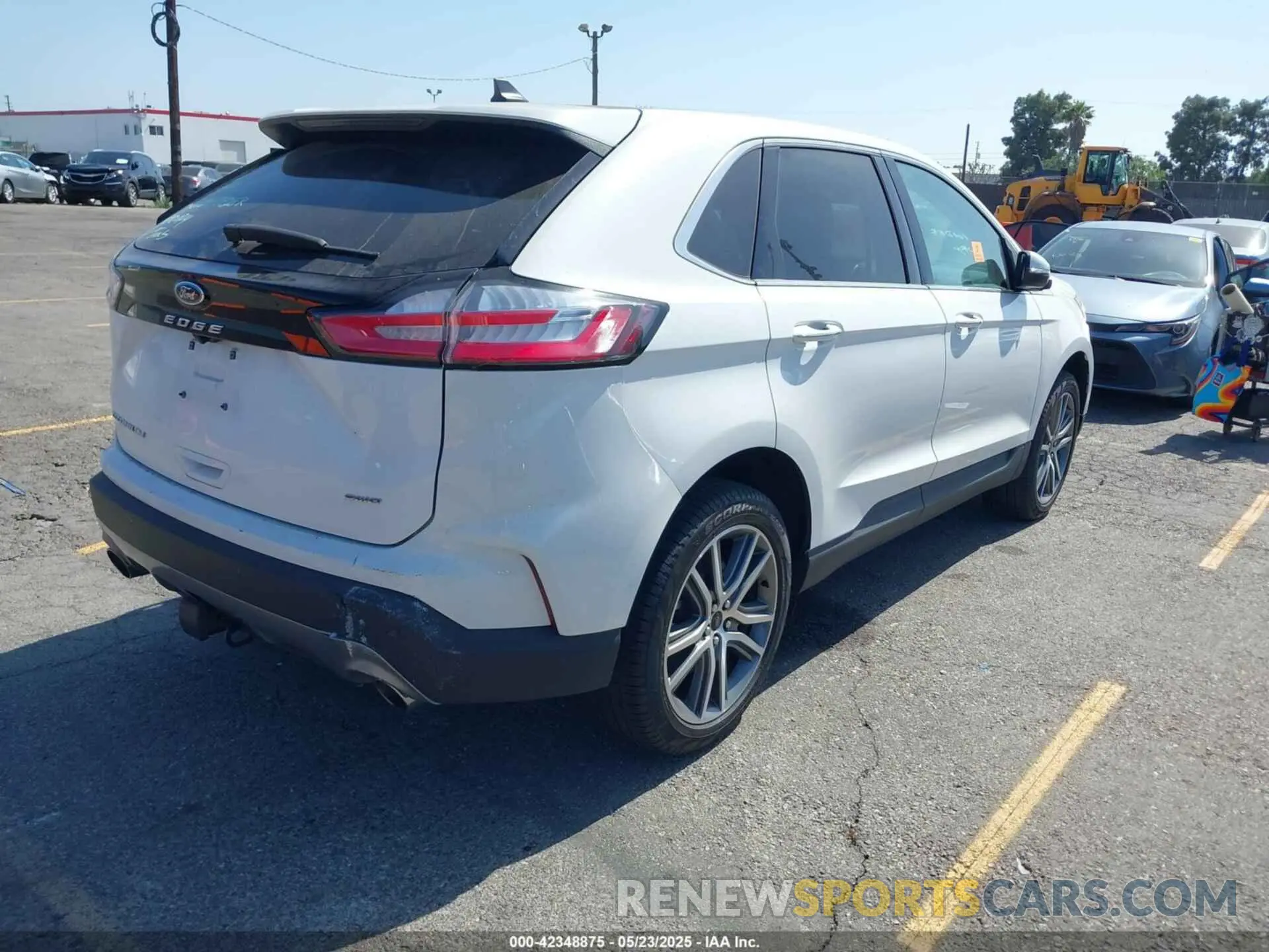 4 Photograph of a damaged car 2FMPK4K98PBA16124 FORD EDGE 2023
