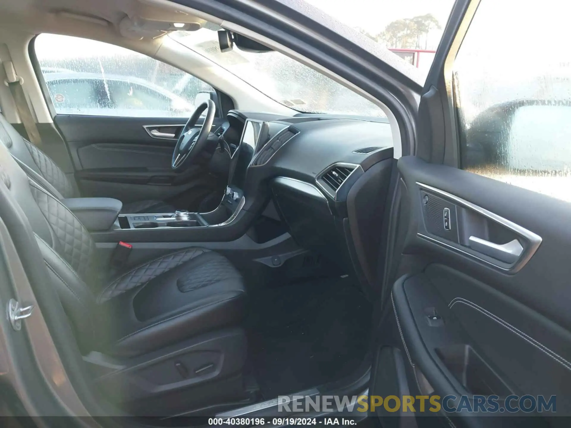 5 Photograph of a damaged car 2FMPK4K99PBA36530 FORD EDGE 2023
